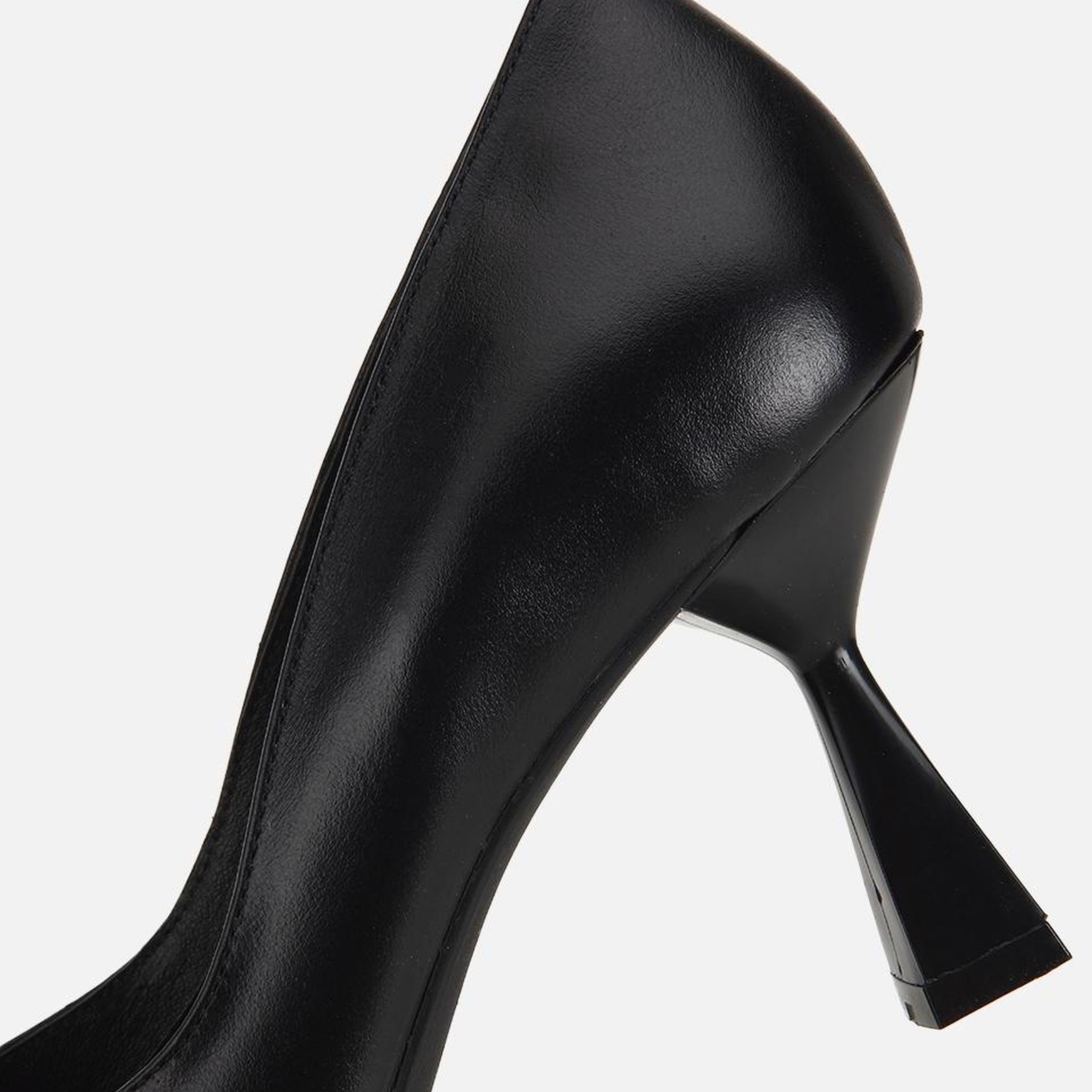 Kadın Deri Siyah Kısa Topuklu Stiletto