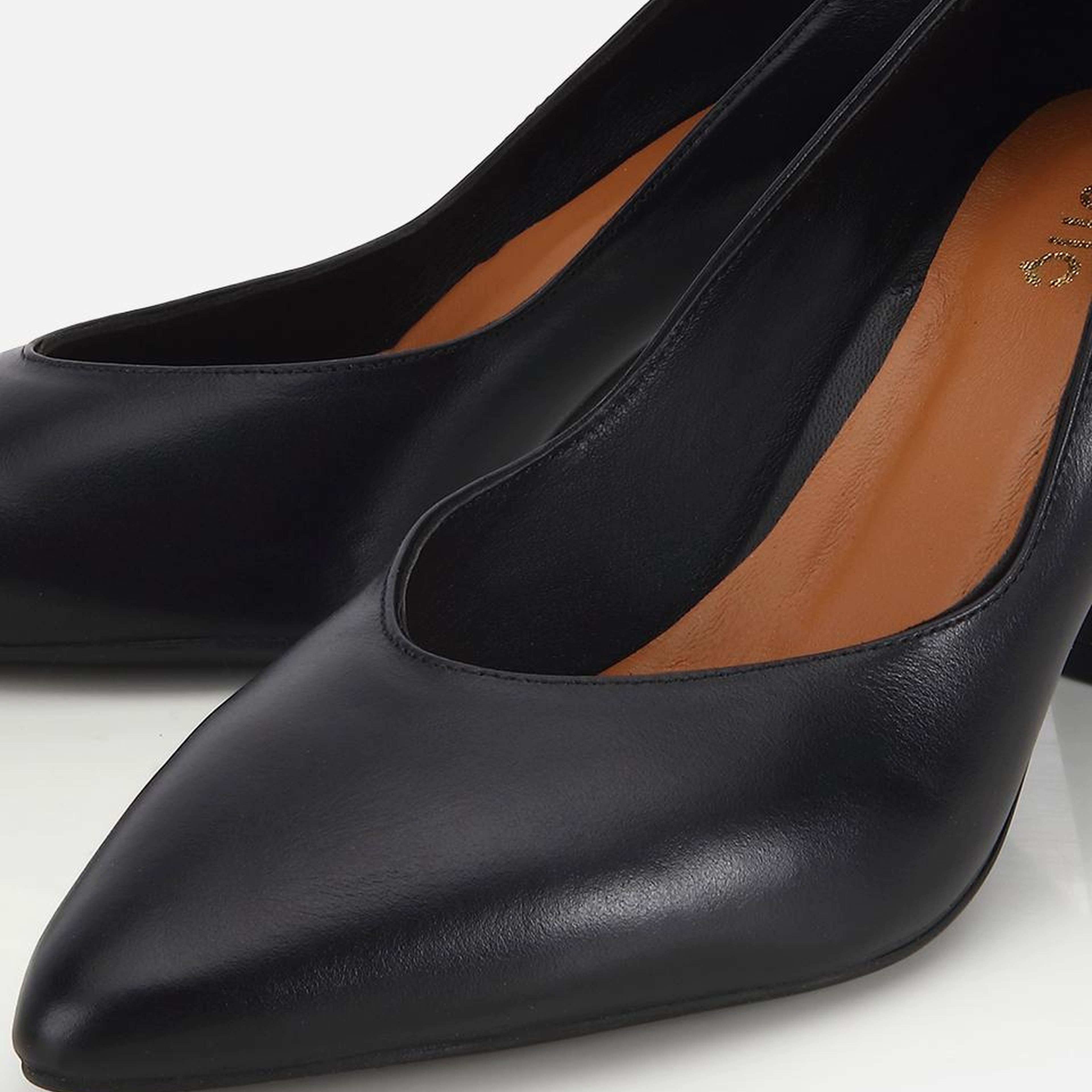 Kadın Deri Siyah Kısa Topuklu Stiletto