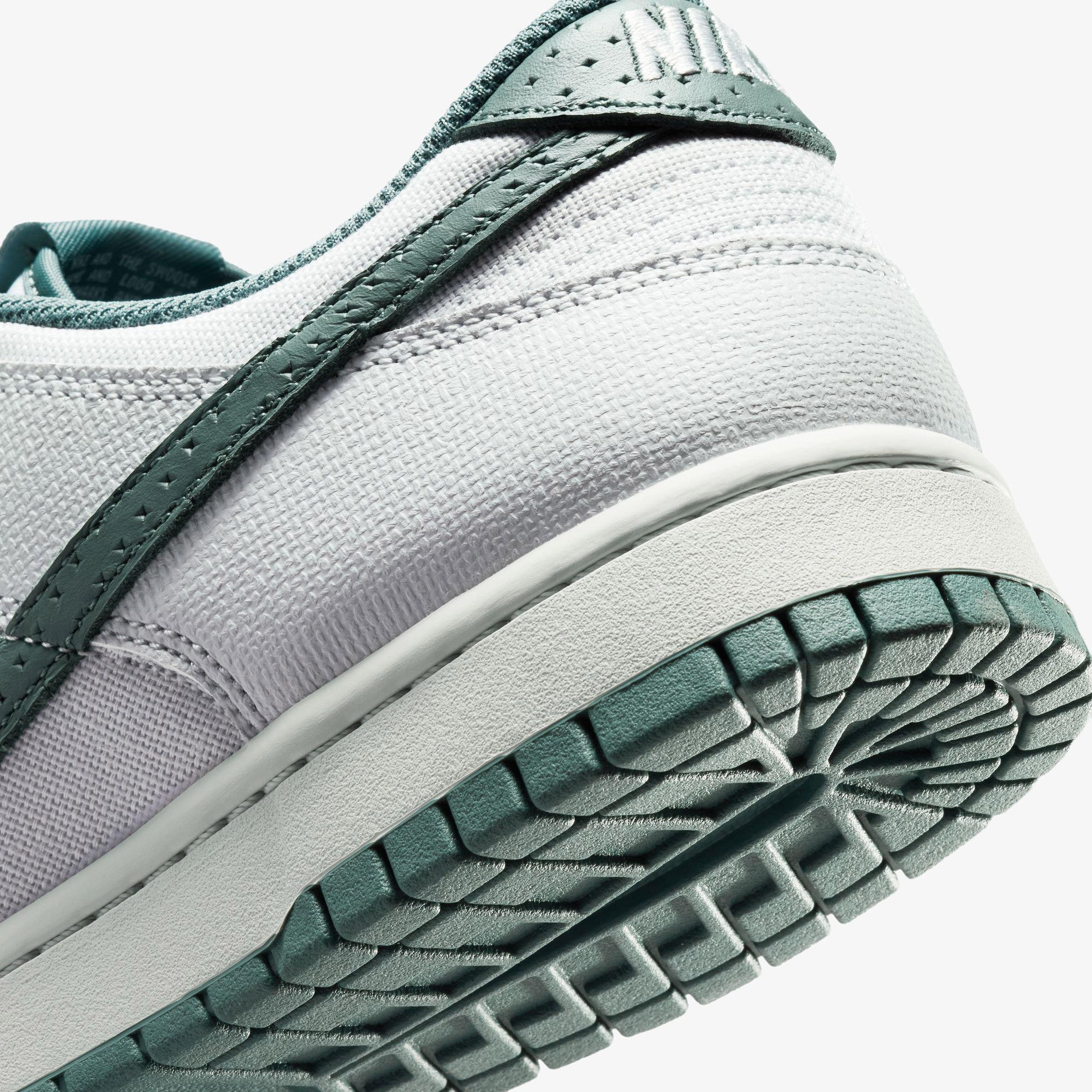 Nike Dunk Low Retro Erkek Beyaz Spor Ayakkabı