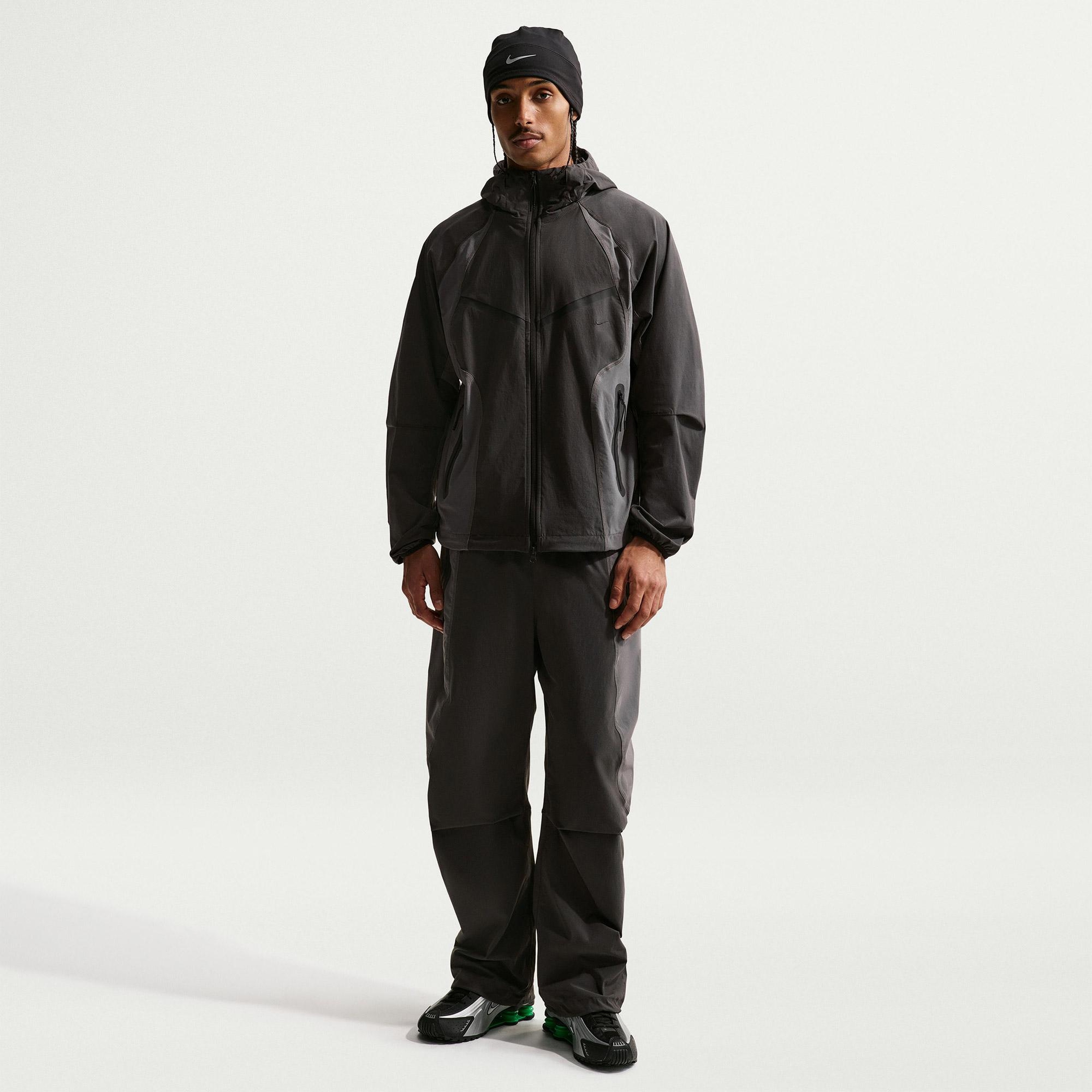 Nike Dri-Fit Tech Woven Erkek Siyah Ceket