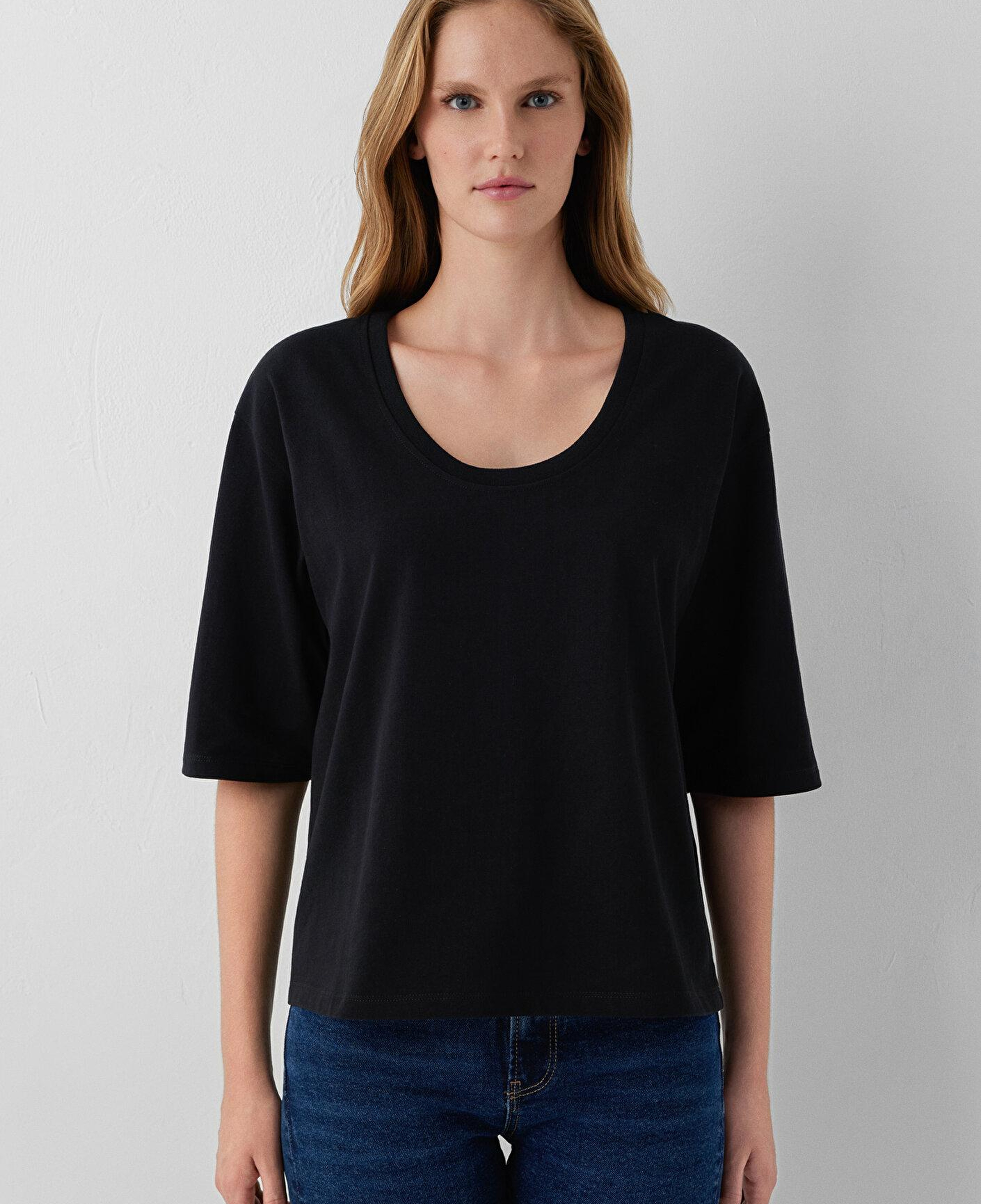 Mavi Basic Siyah Tişört Regular Fit / Normal Kesim 1620456-900
