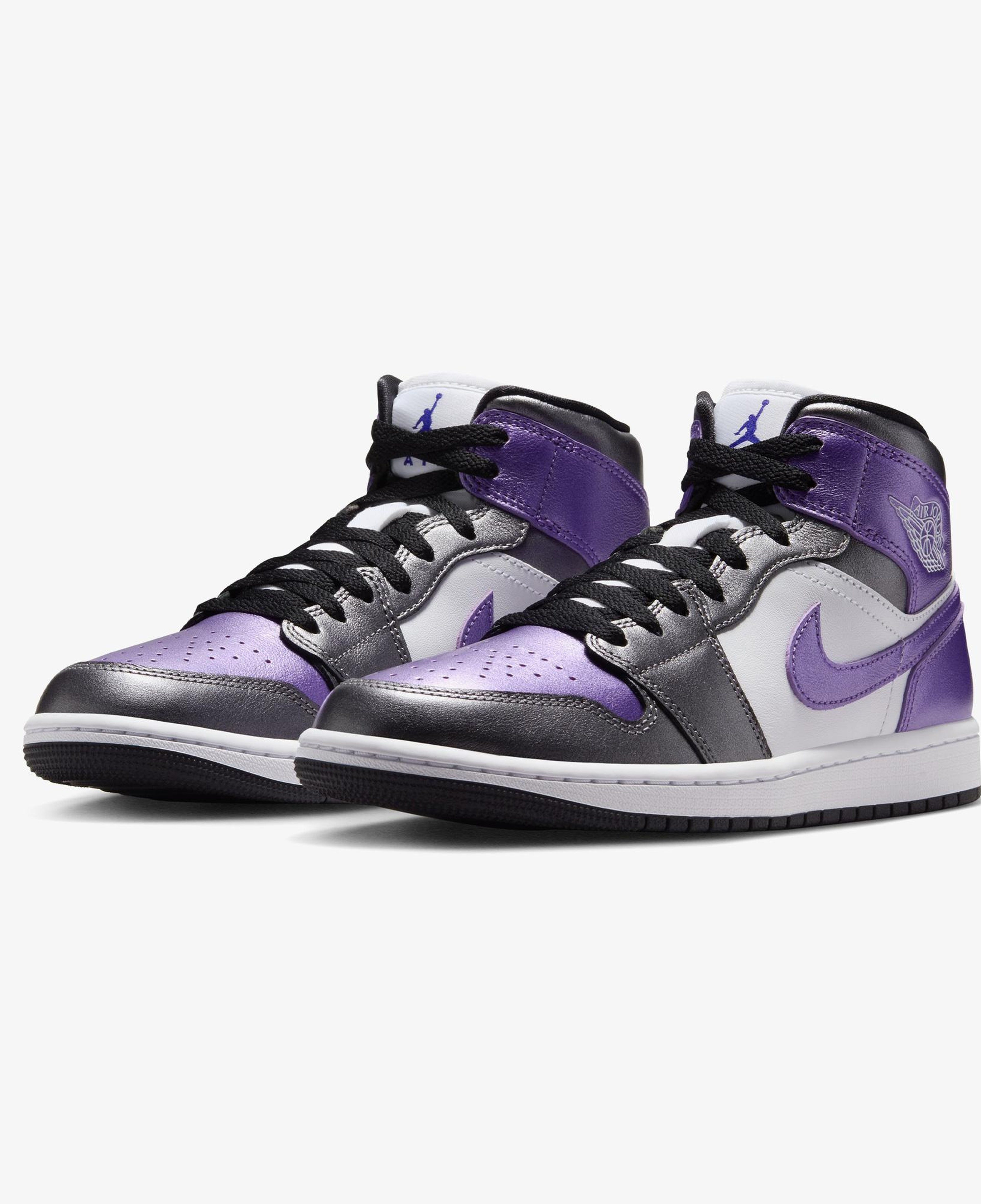 Jordan Air 1 Mid SE Kadın Beyaz Spor Ayakkabı