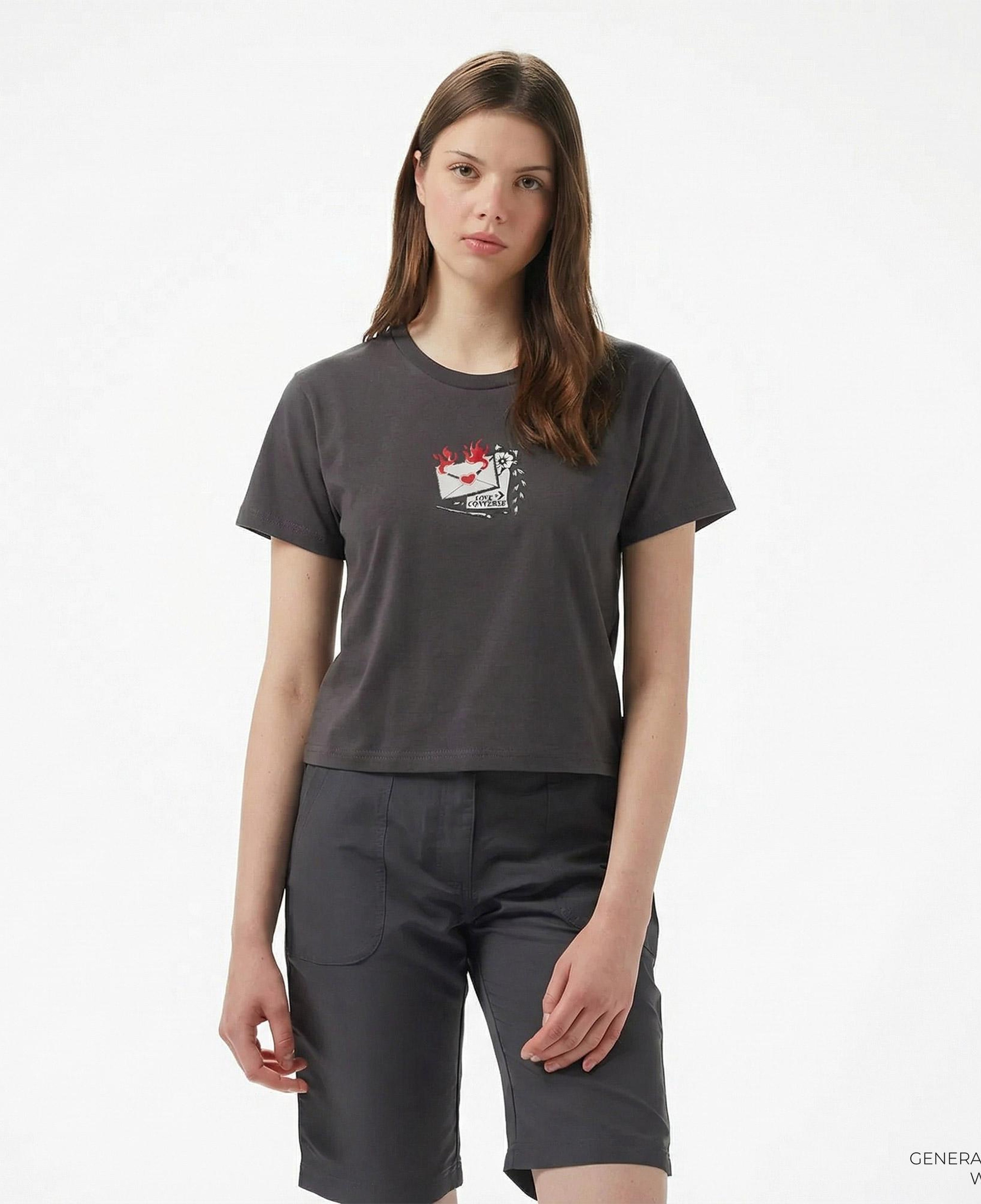 Converse Classic Kadın Slim Fit Baskılı Siyah T-Shirt