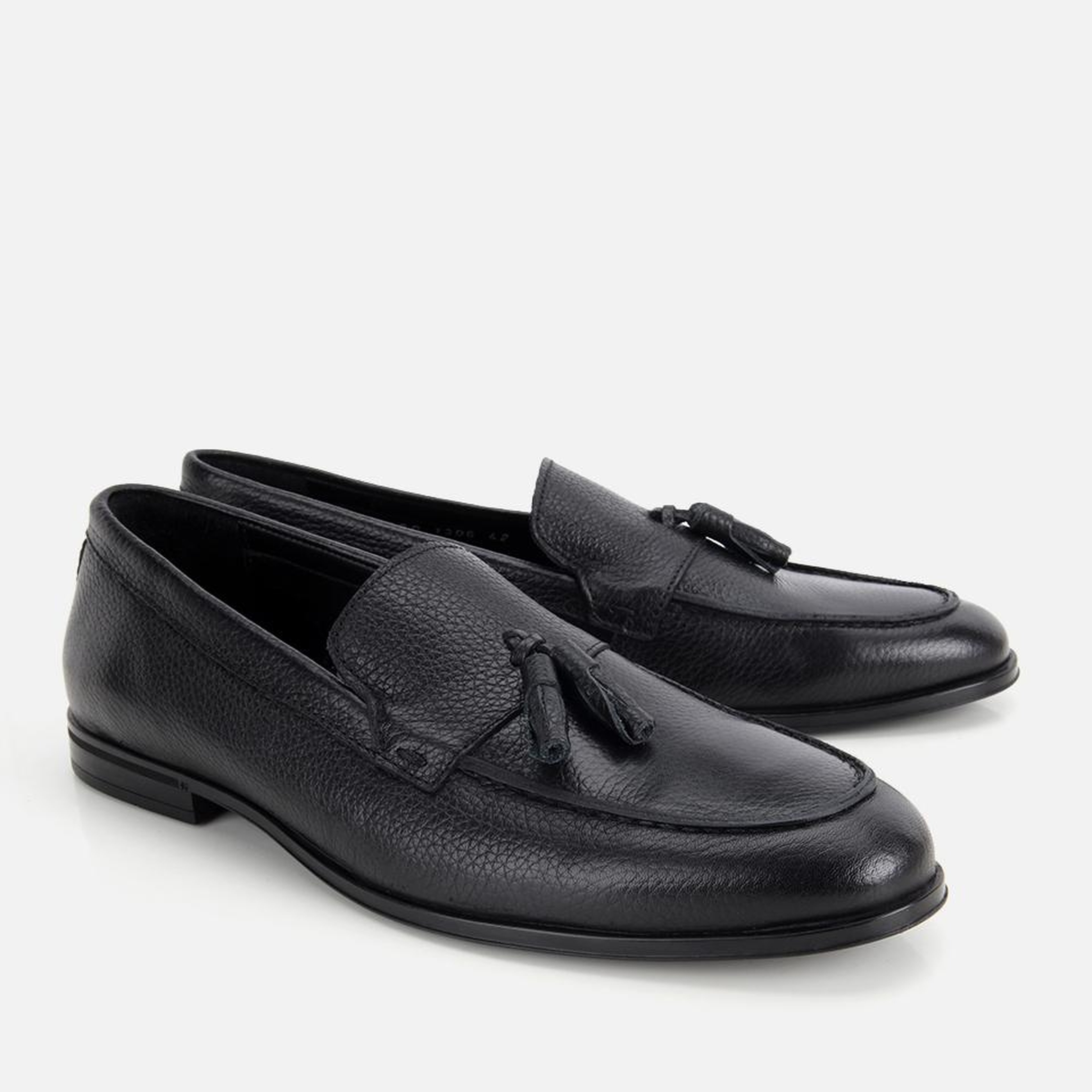 Erkek Deri Siyah Yumuşak Dokulu Püskül Detaylı Klasik Loafer