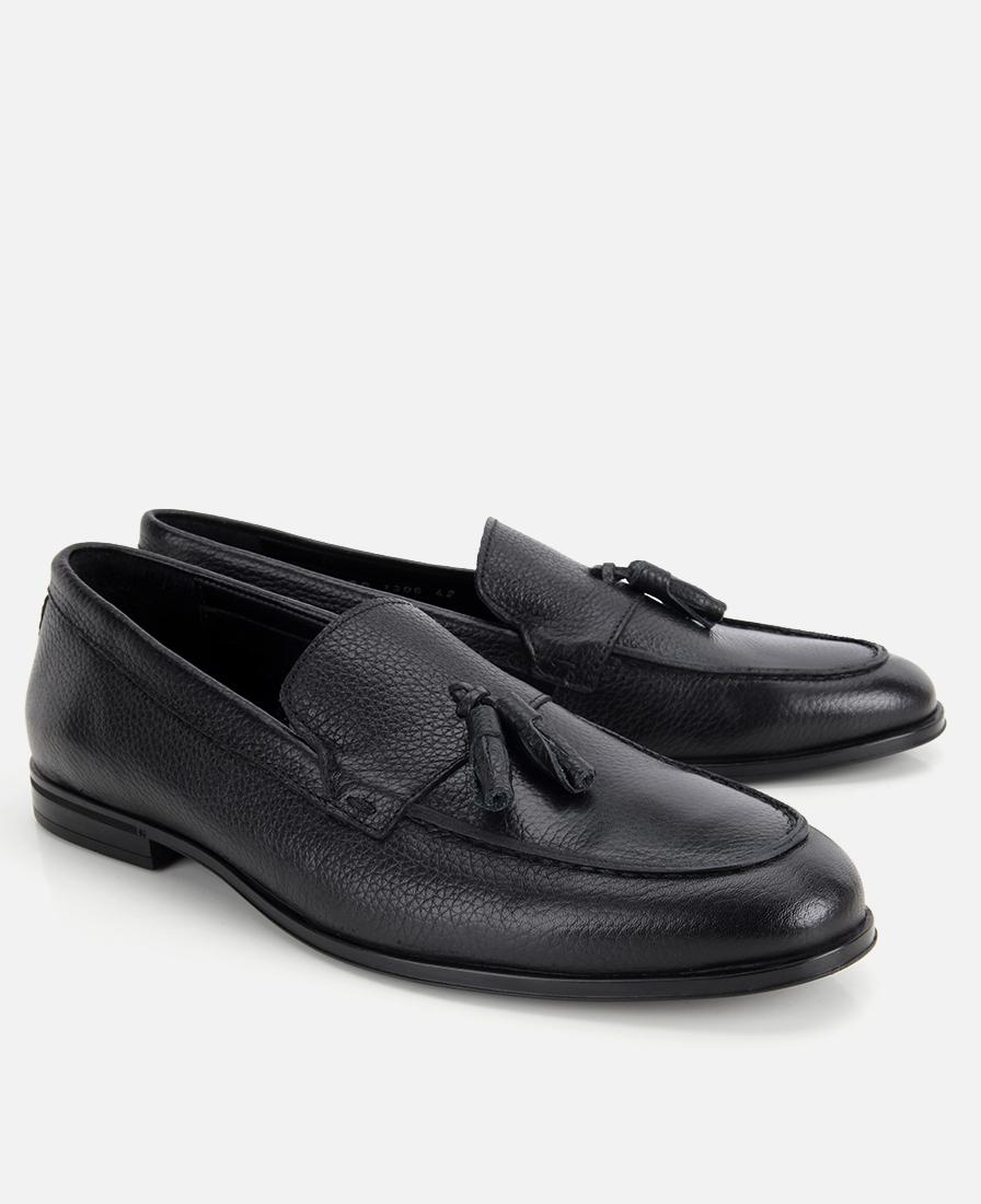 Erkek Deri Siyah Yumuşak Dokulu Püskül Detaylı Klasik Loafer