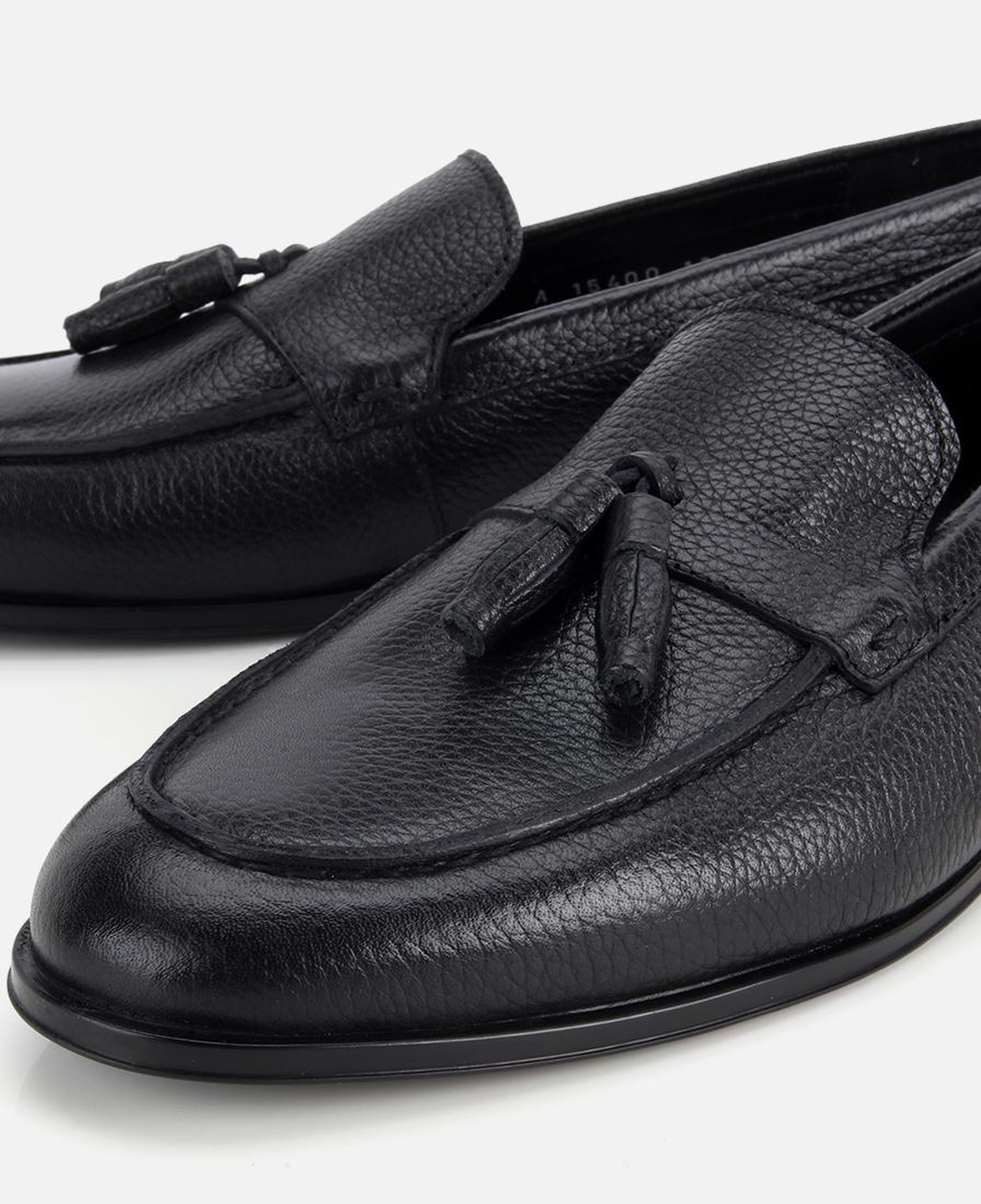 Erkek Deri Siyah Yumuşak Dokulu Püskül Detaylı Klasik Loafer