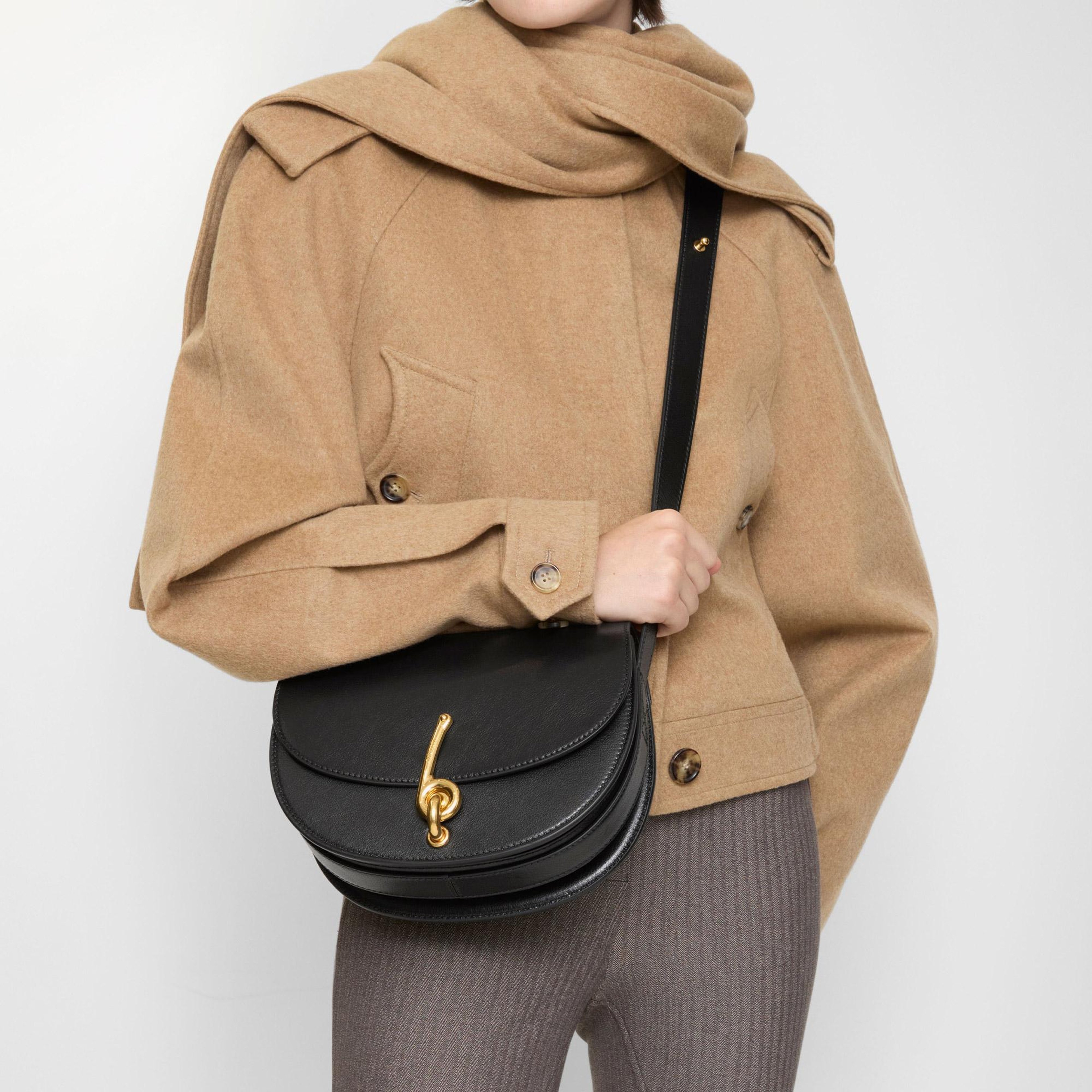 Burberry Bridle Kadın Siyah Çanta