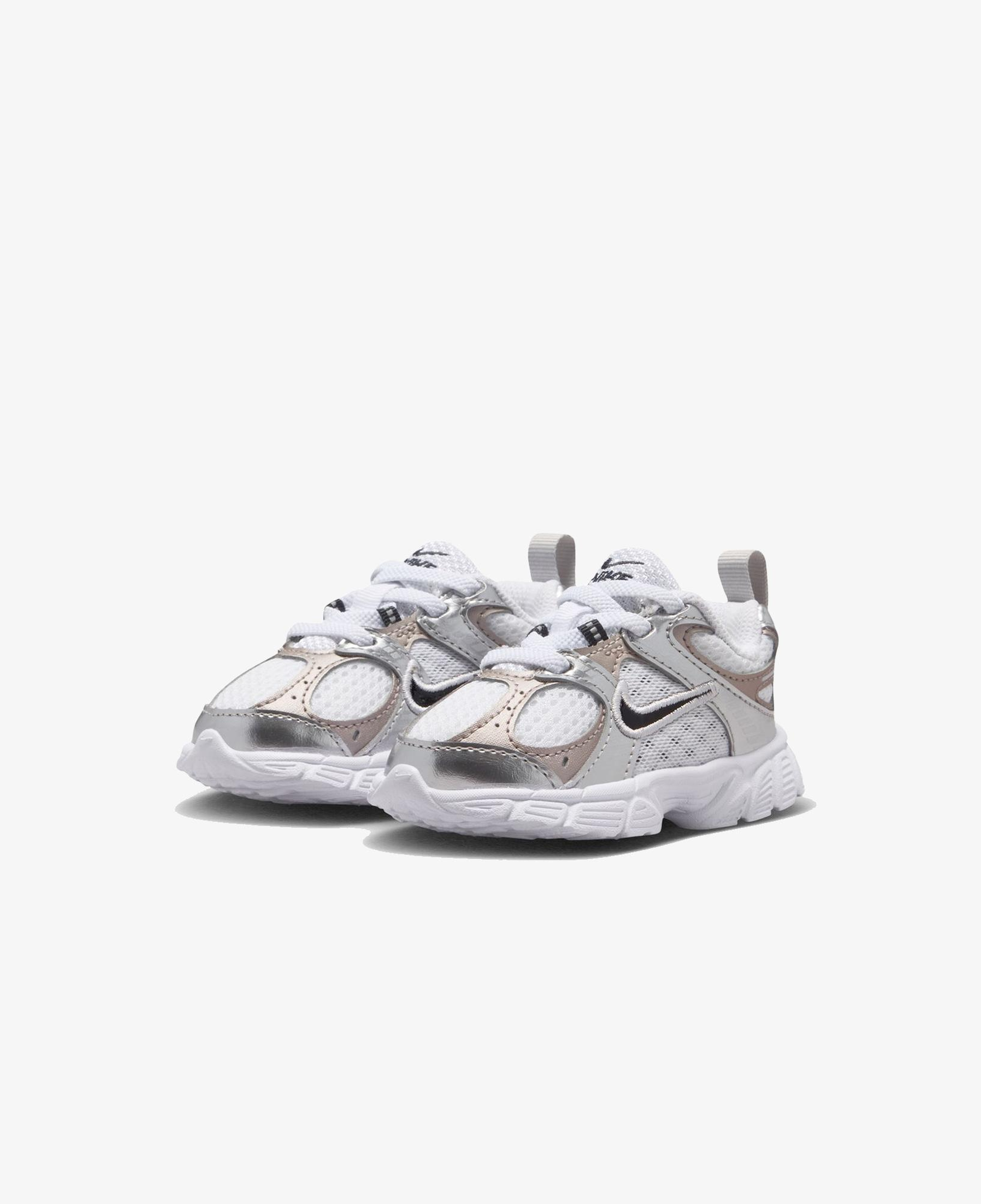 Nike V5 RNR Çocuk Beyaz Spor Ayakkabı
