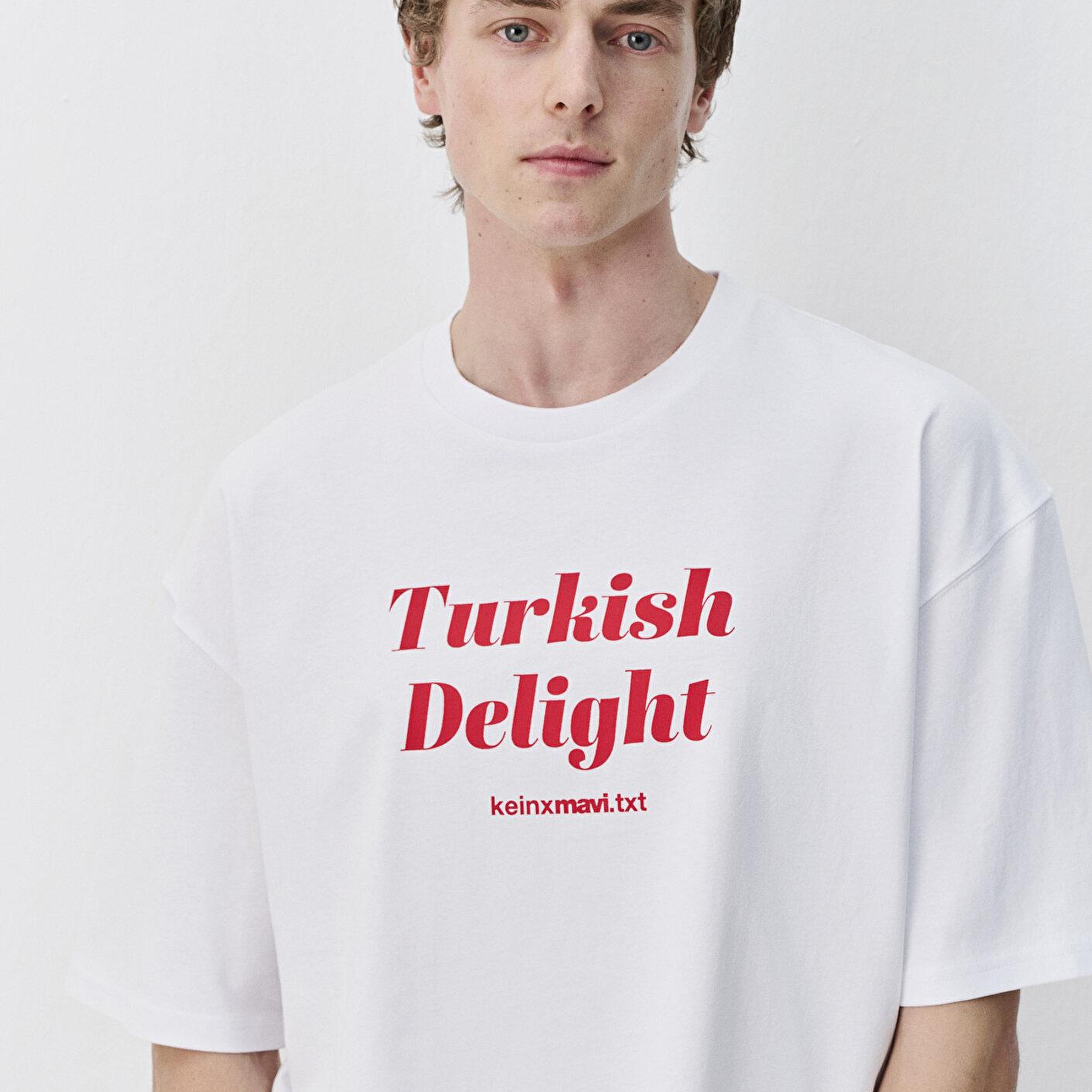 Mavi Turkish Delight Baskılı Beyaz Tişört Oversize / Geniş Kesim 0620008-620
