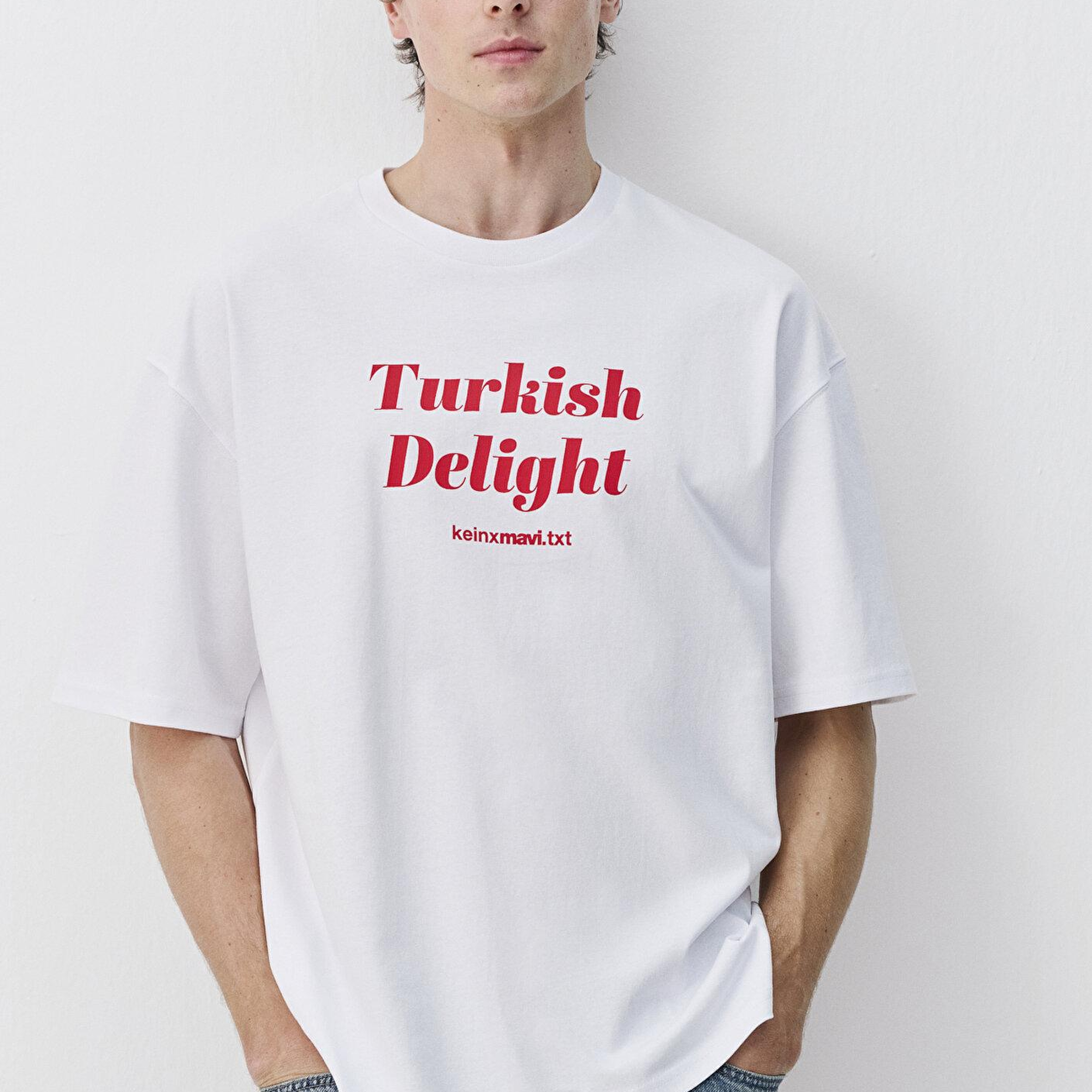 Mavi Turkish Delight Baskılı Beyaz Tişört Oversize / Geniş Kesim 0620008-620