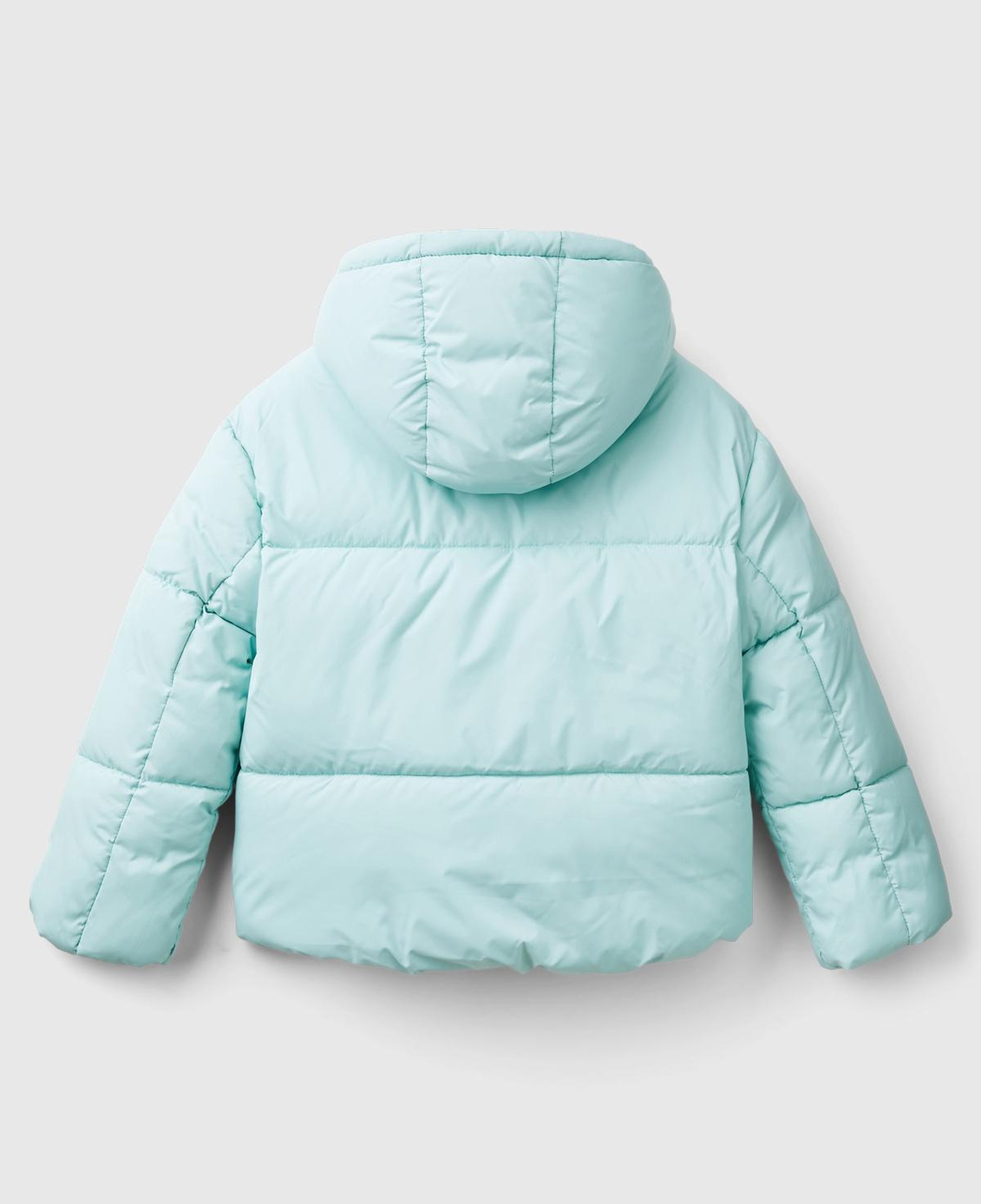 Kız Çocuk Su Yeşili Kolu Logo İşlemeli Fermuarlı ve Kapüşonlu Kısa Pufa Mont