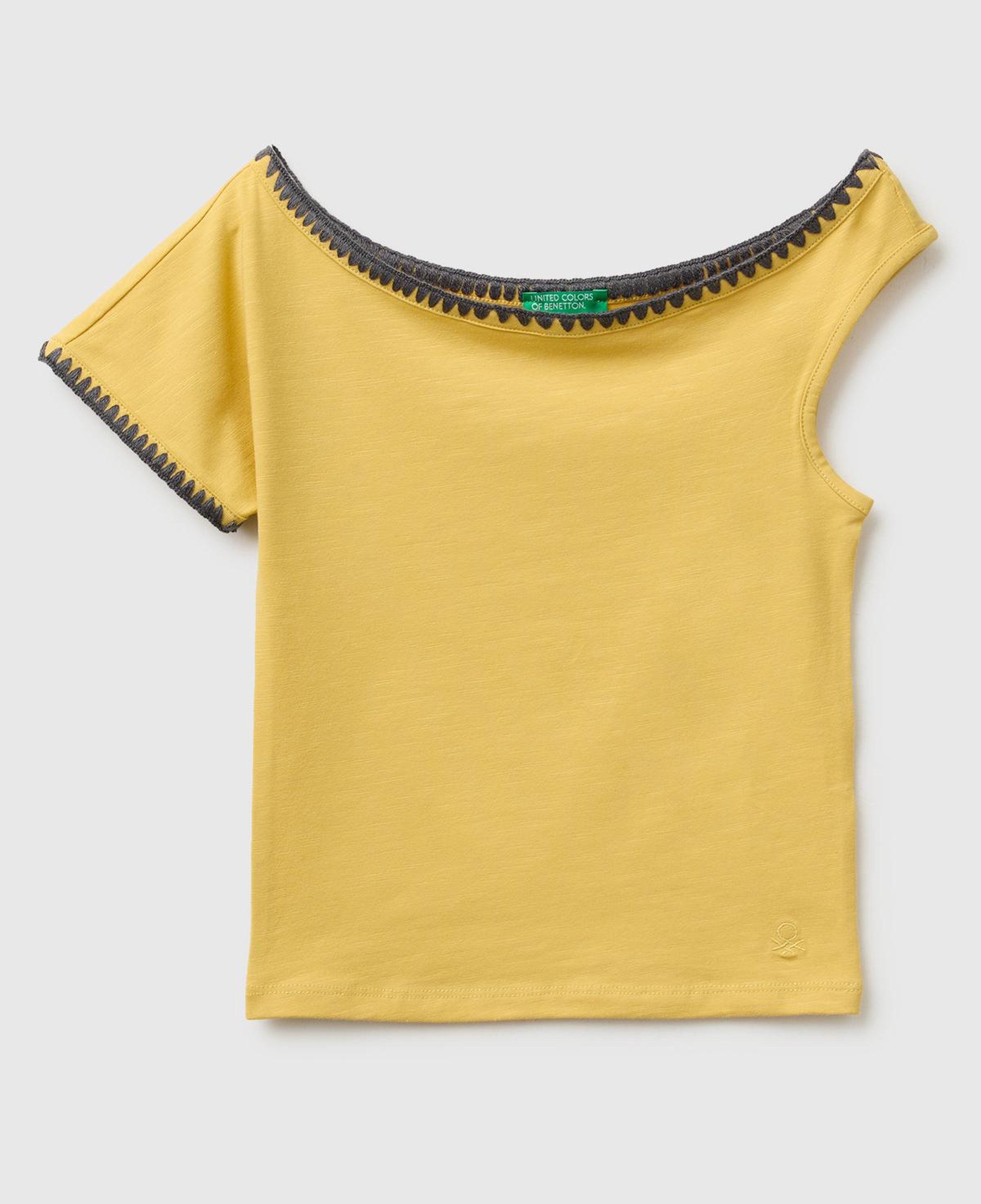 Kız Çocuk Hardal Sarısı Asimetrik Yaka İşleme Detaylı T-Shirt