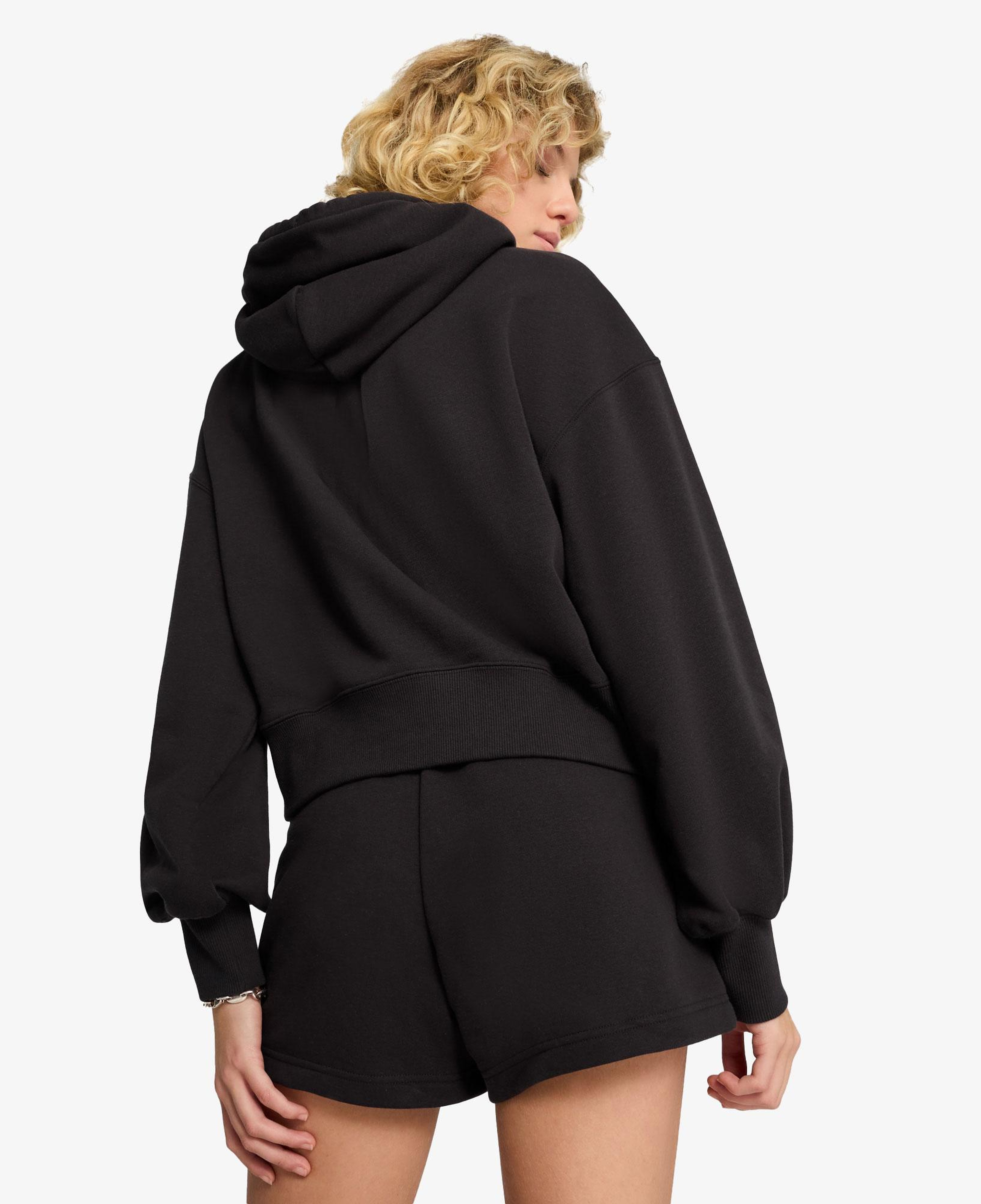 Puma Wardrobe Essential Relaxed Cropped  Kadın Siyah Sweatshirt