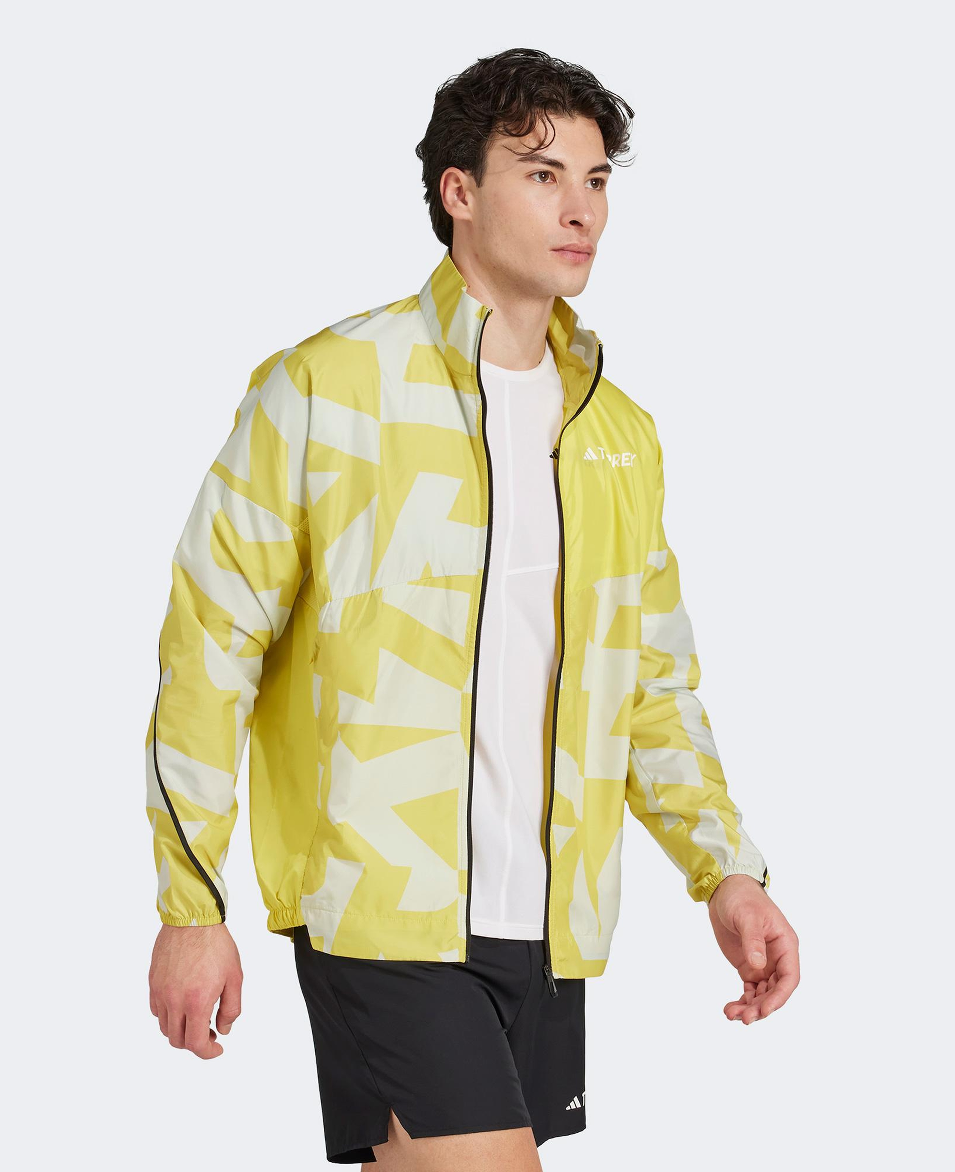 adidas Terrex Multi Printed Wind Erkek Sarı Ceket