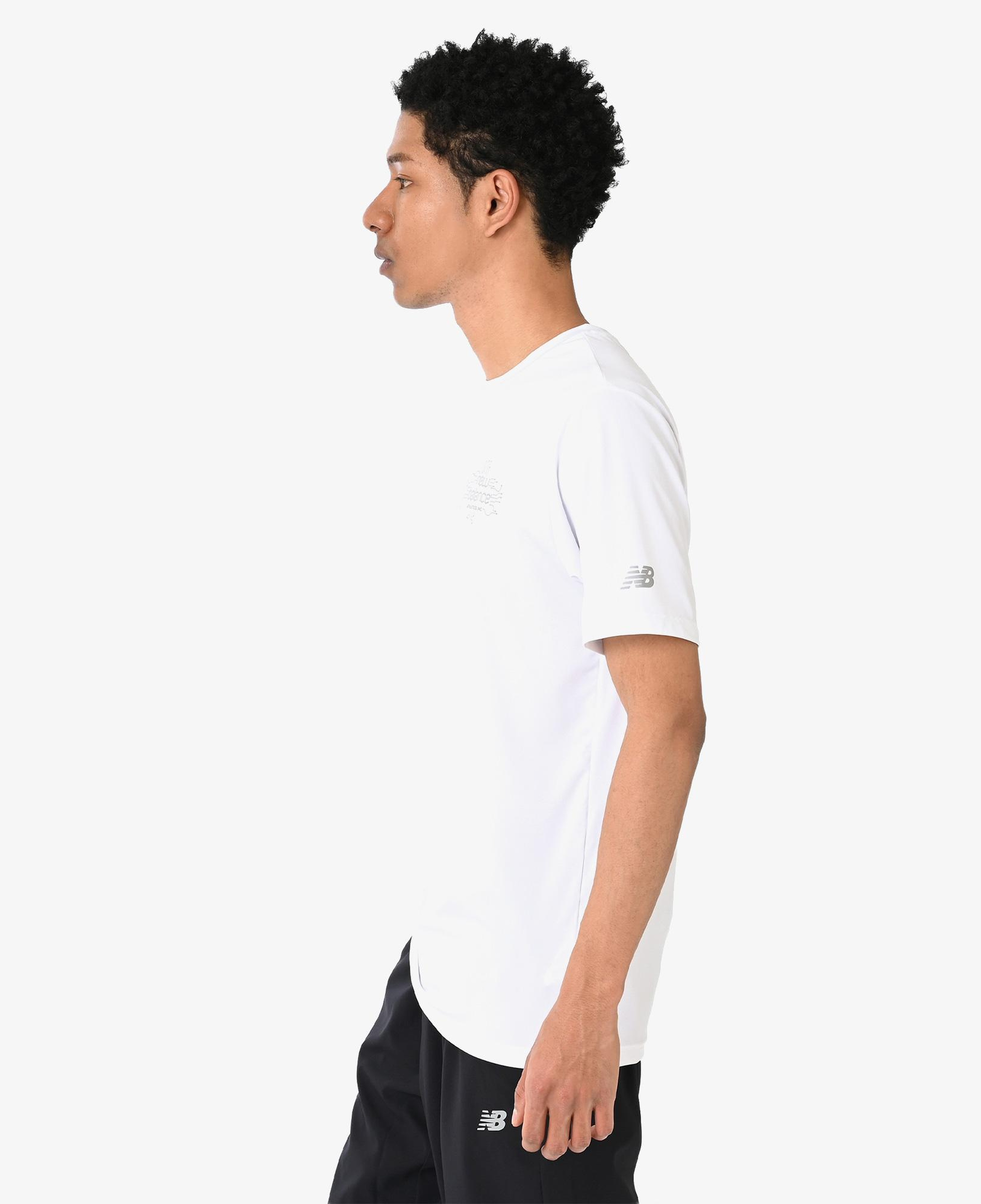 New Balance Reflective Poly Erkek Beyaz T-Shirt