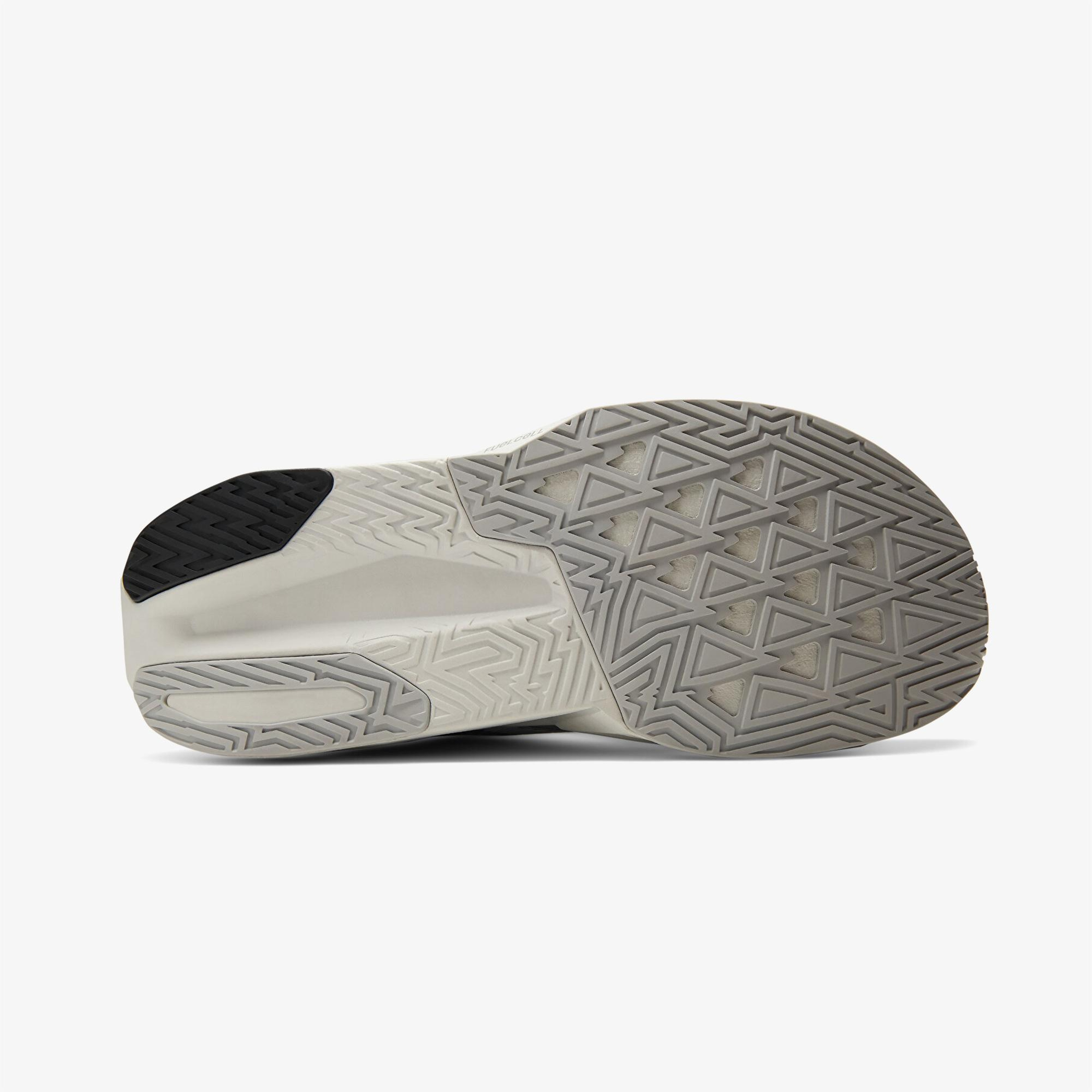 New Balance FuelCell Rebel v5 Erkek Gri Koşu Ayakkabısı