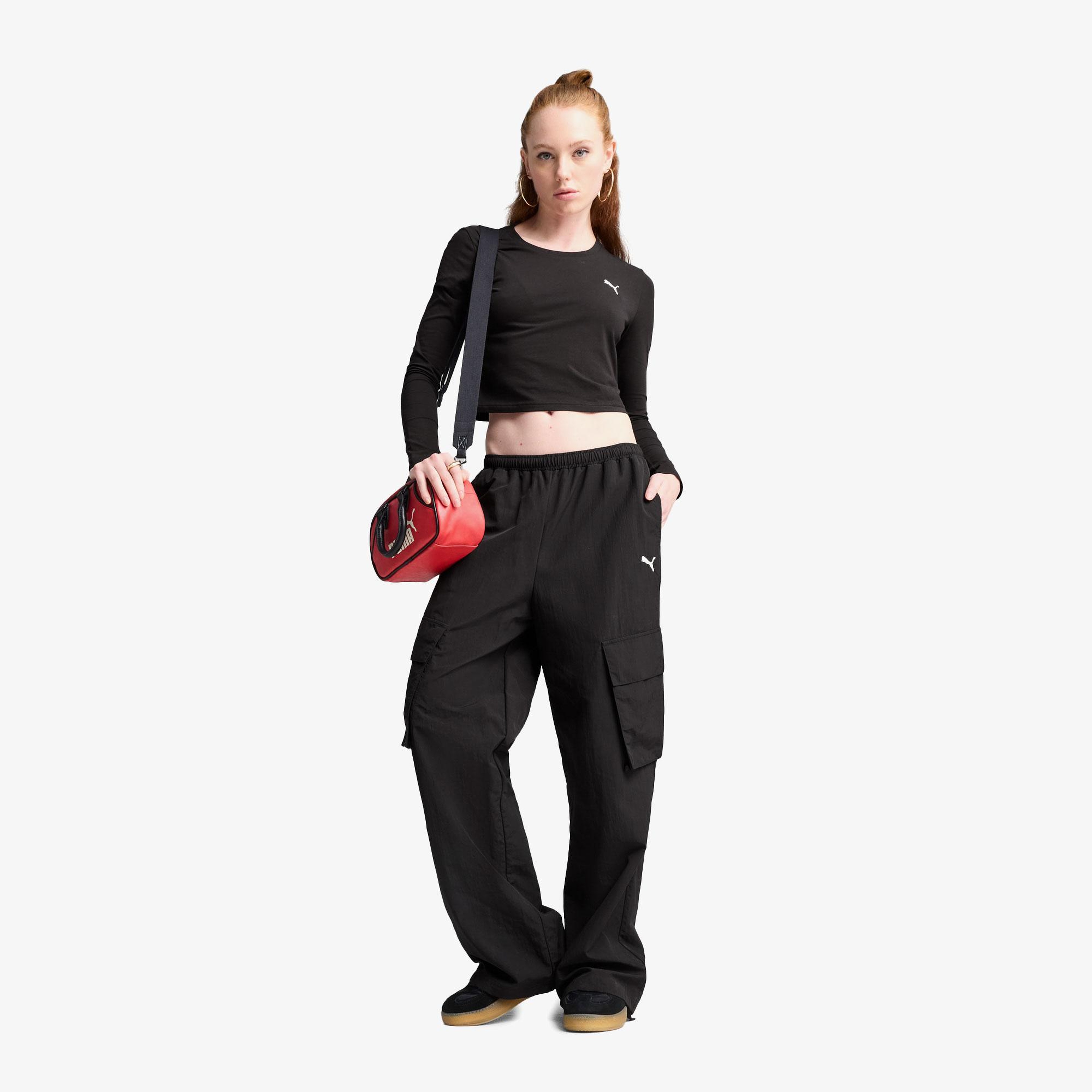 Puma Wardrobe Essentials Relaxed Kadın Siyah Eşofman Altı