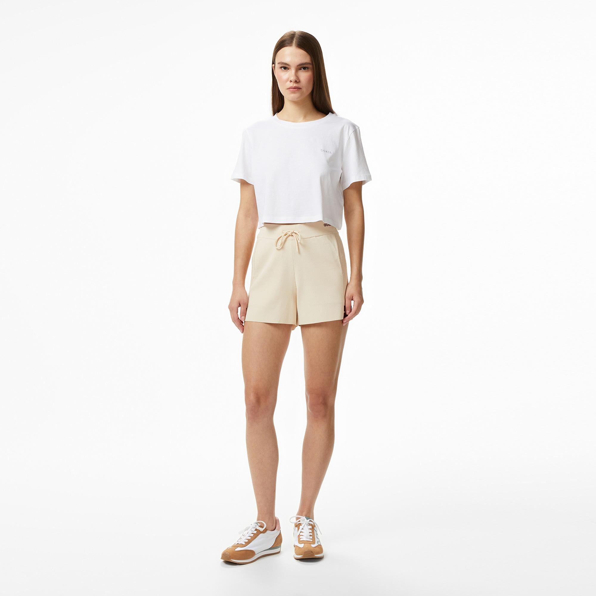 Guess Selene Aktif Boxy Fit Kadın Beyaz T-Shirt