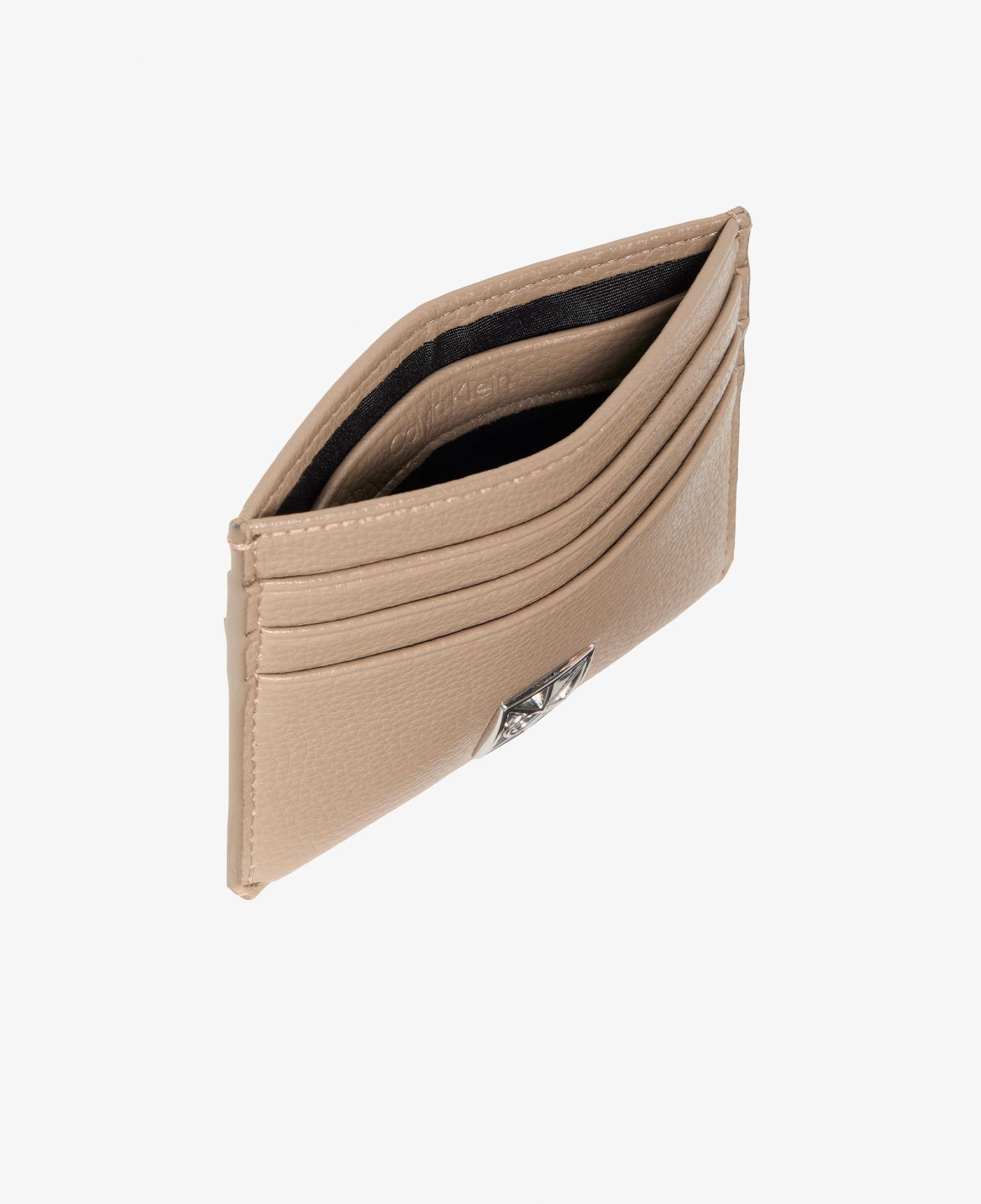 Calvin Klein Emblem Pebble Kadın Kahverengi Kartlık