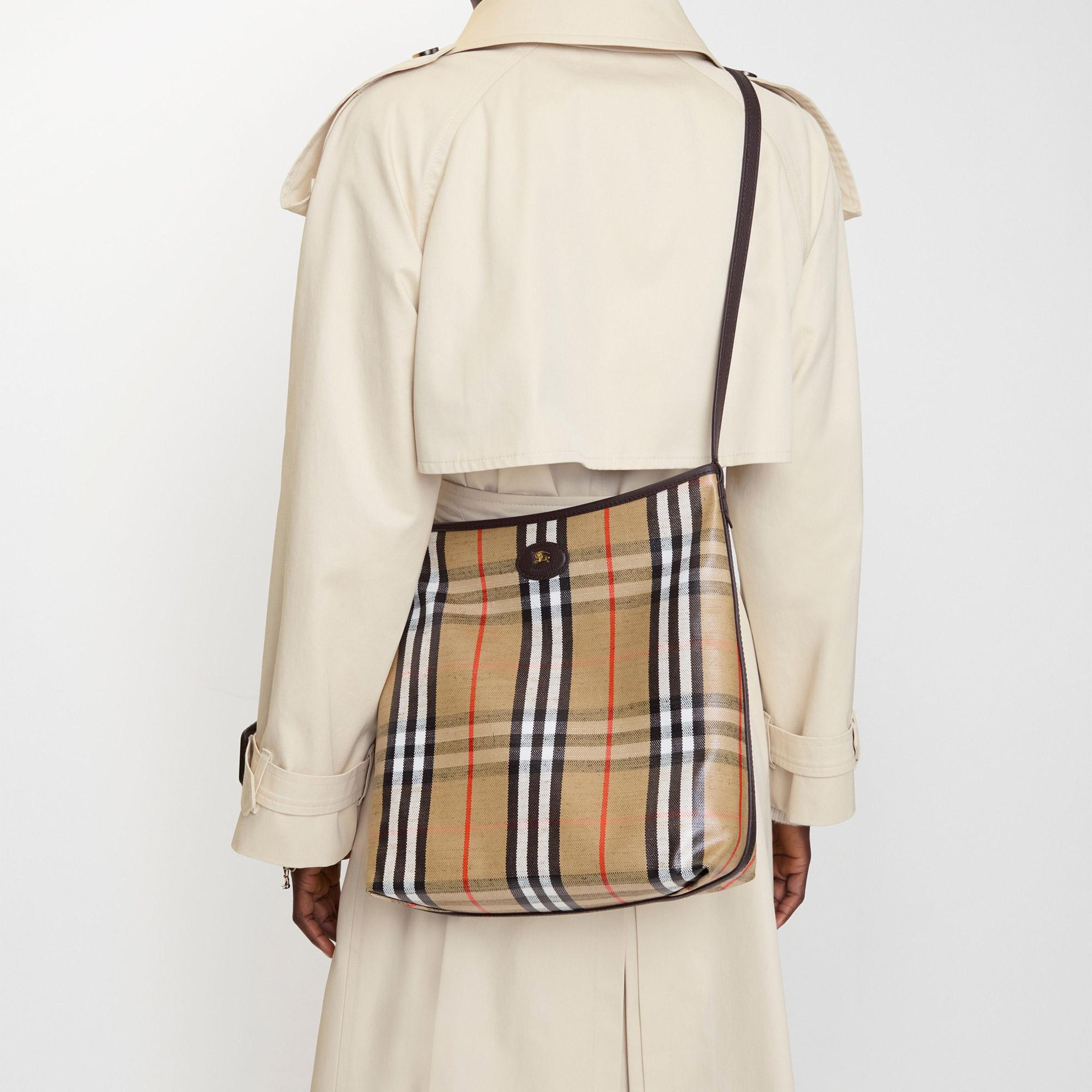 Burberry Highlands Kadın Bej Keten Çanta