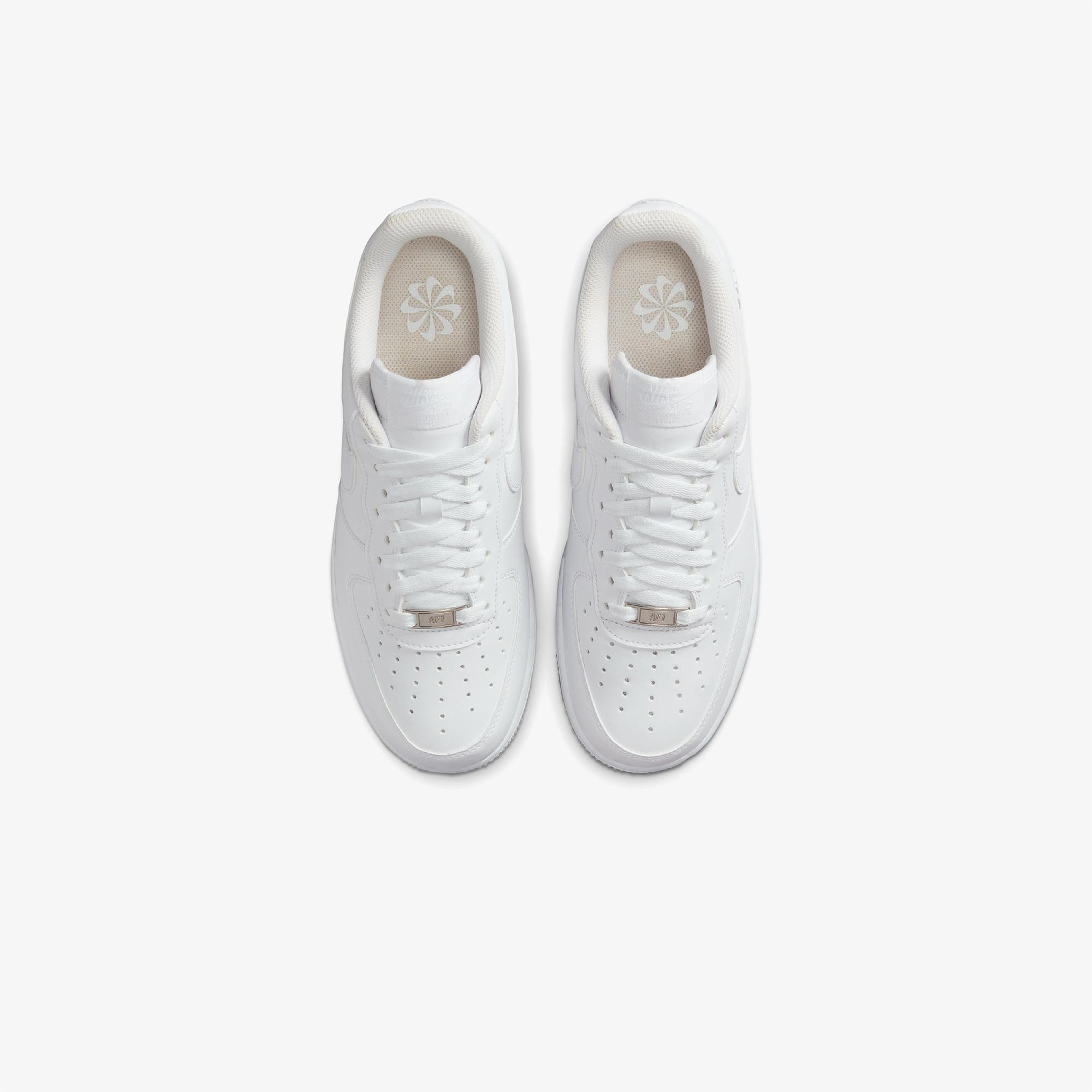 Nike Air Force 1 '07 Next Nature Kadın Beyaz Spor Ayakkabı
