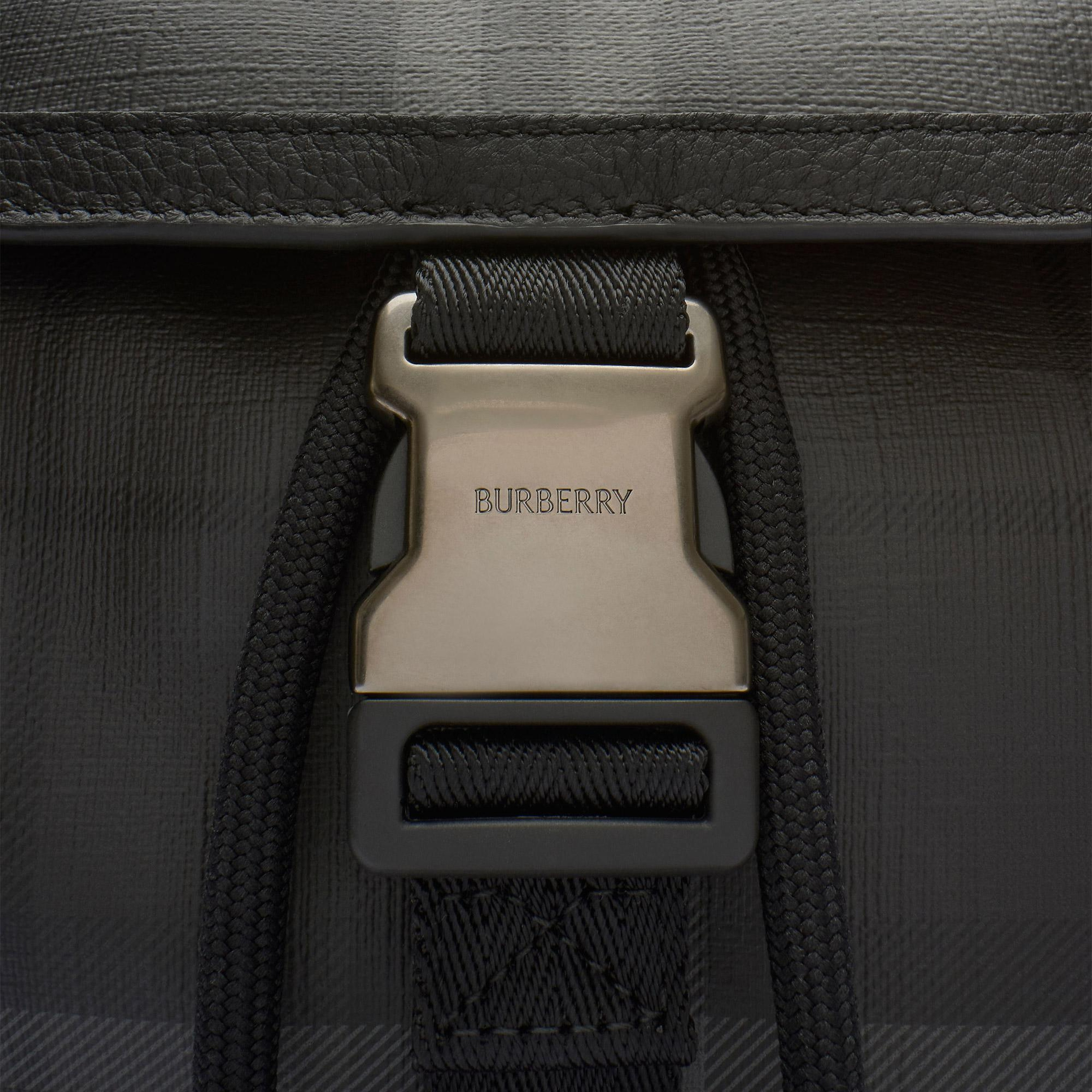 Burberry Flap Iron Bin Erkek Antrasit Sırt Çantası