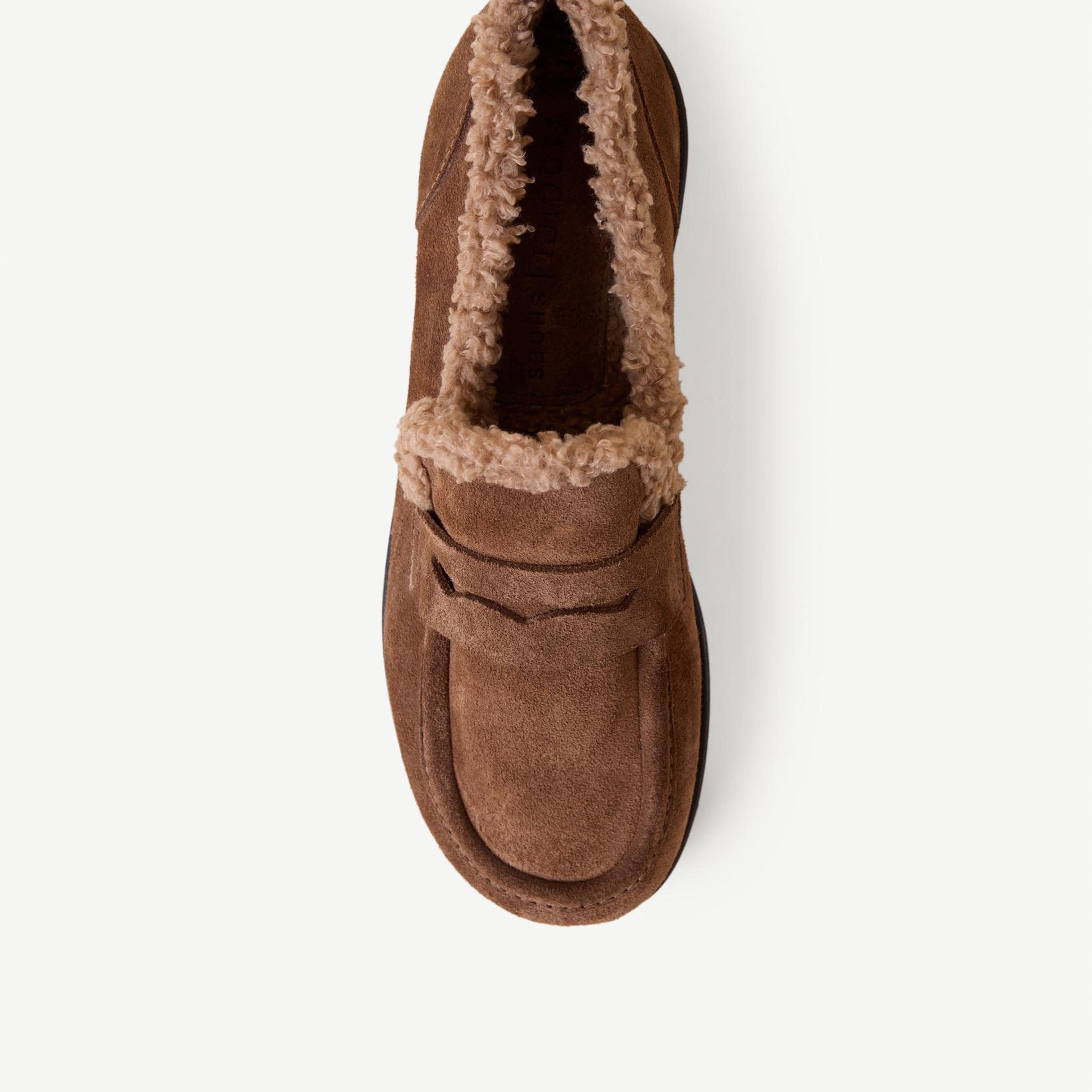 YARGICI Kürklü Geniş Burunlu Süet Loafer