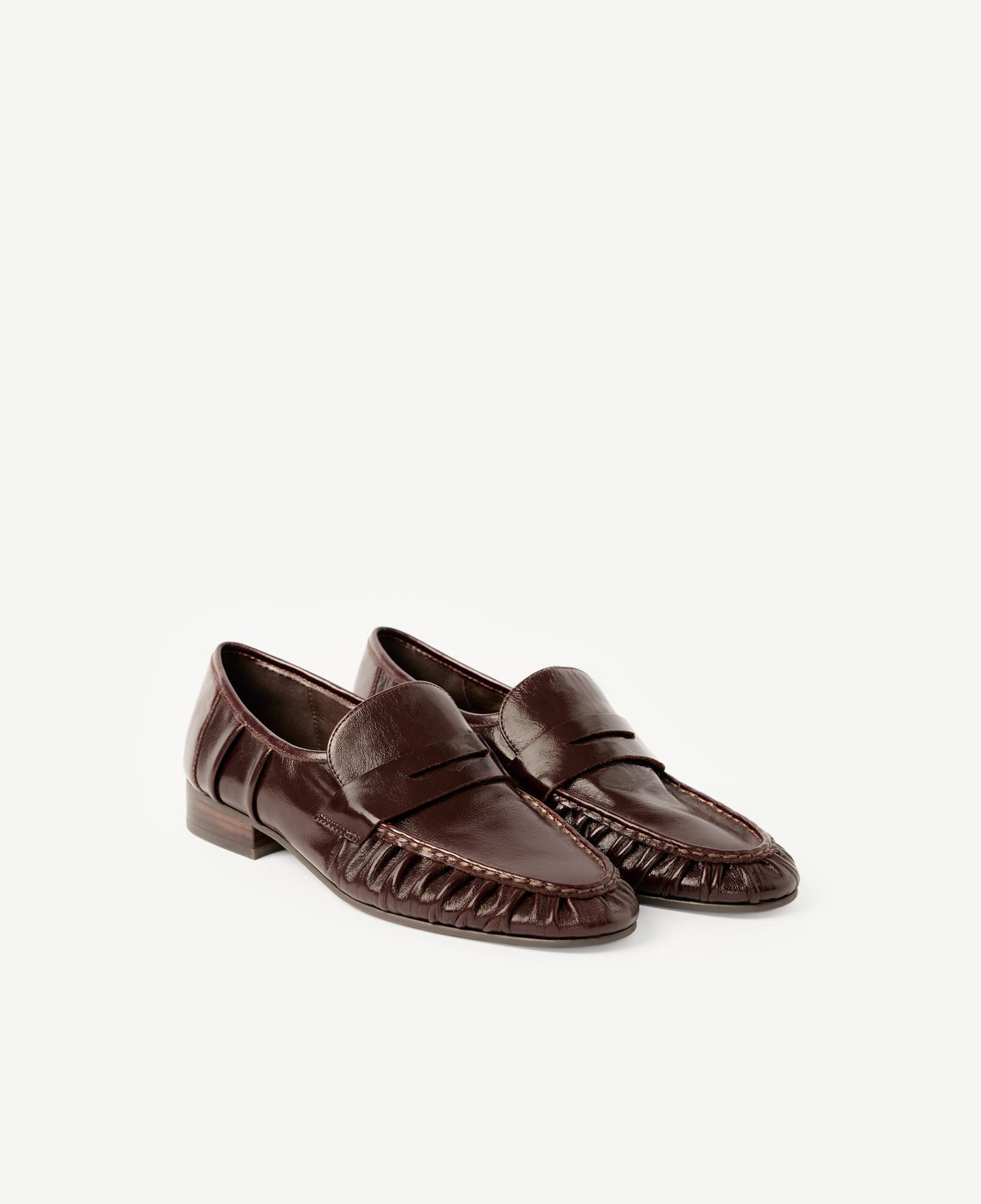YARGICI Parlak Deri Loafer