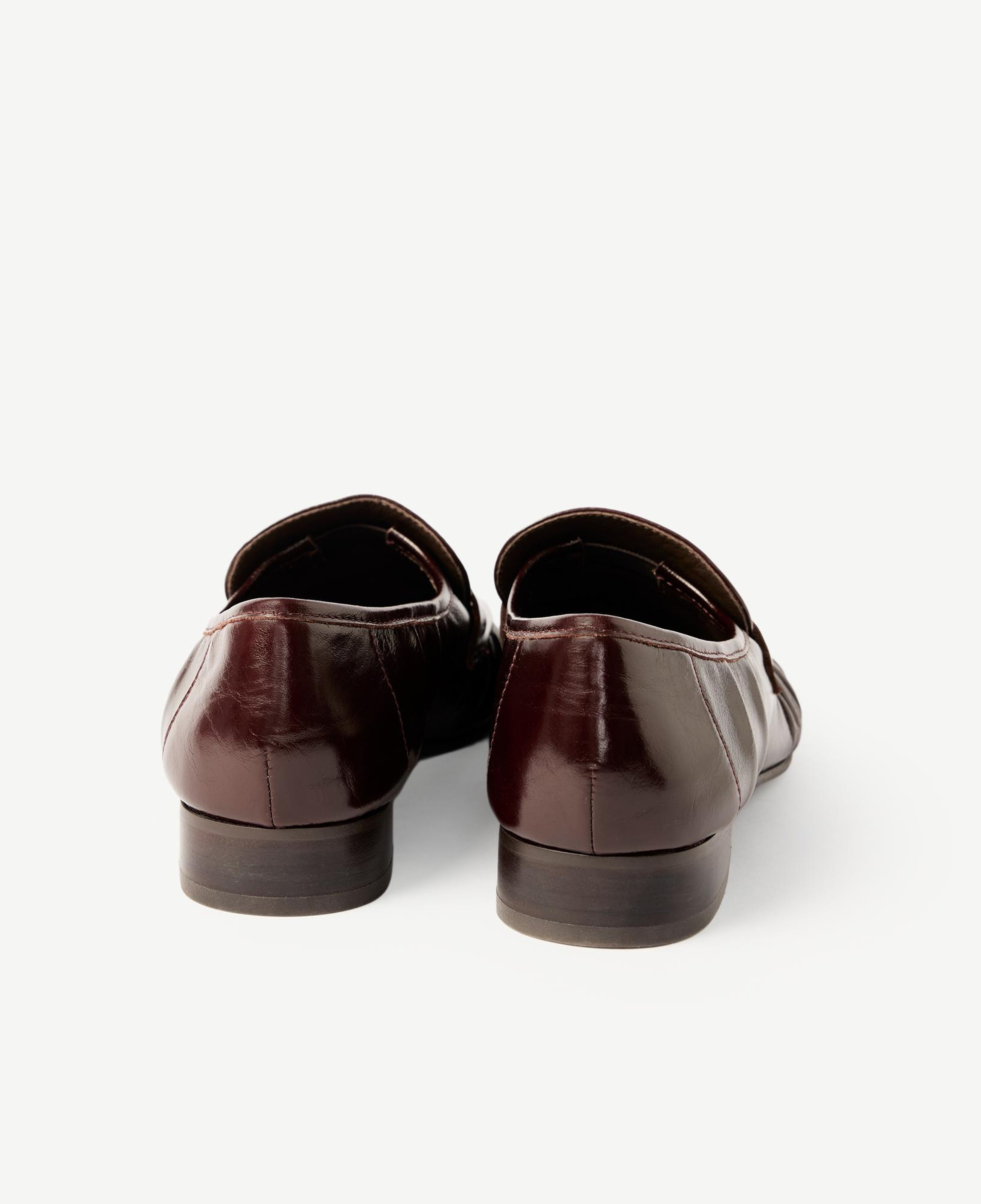 YARGICI Parlak Deri Loafer