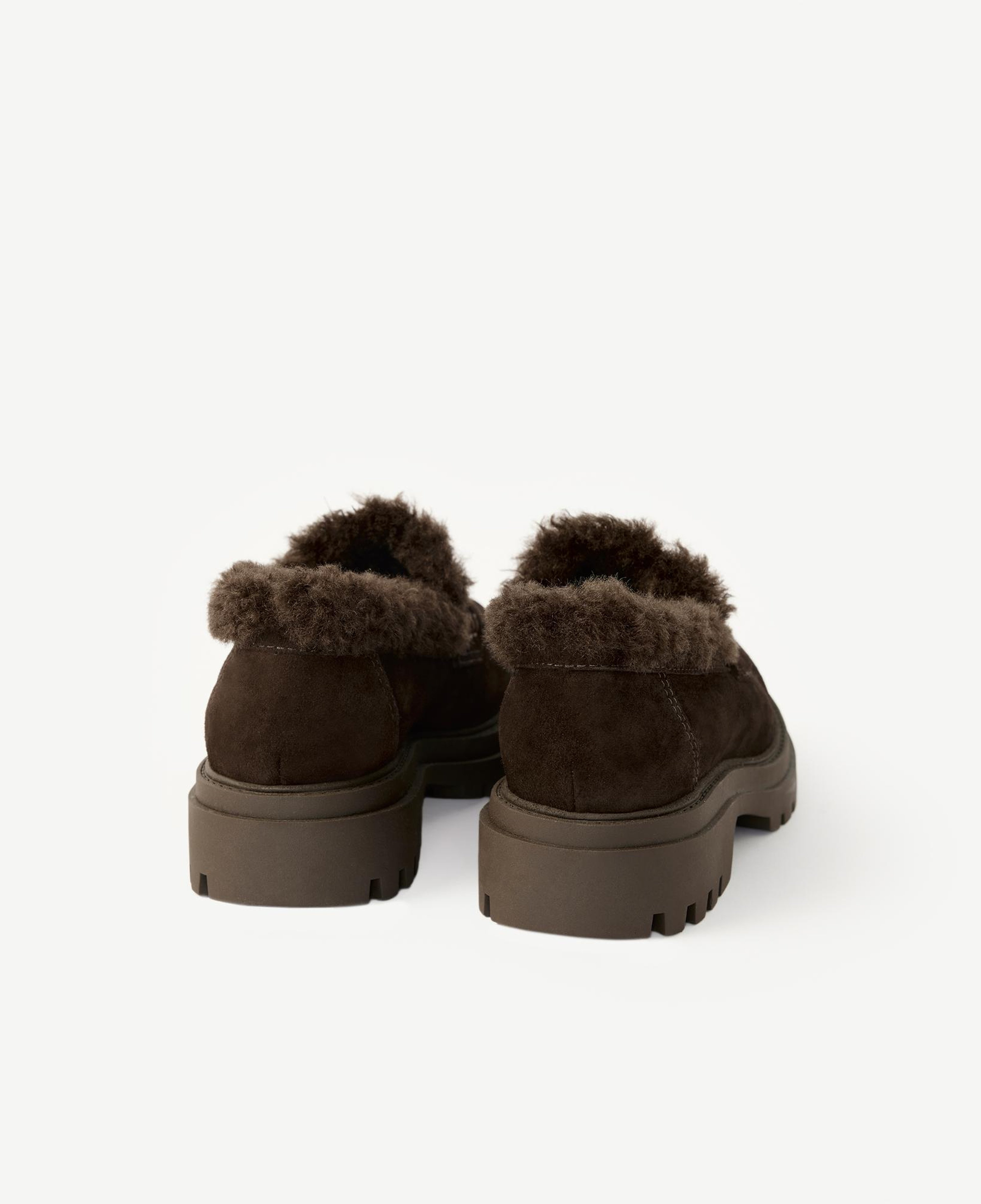 YARGICI Kalın Tabanlı Süet Kürklü Loafer