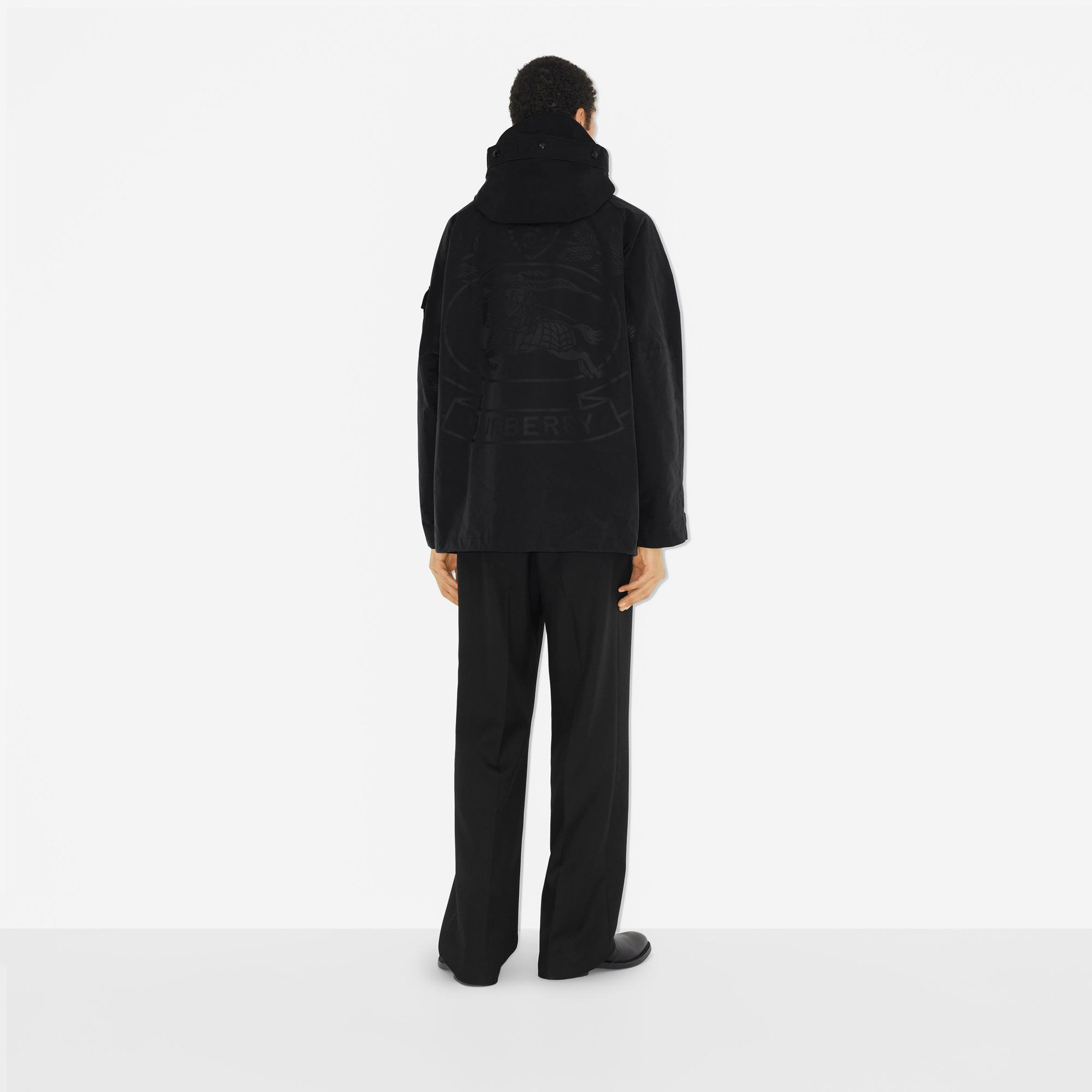 Burberry Erkek Siyah Mont
