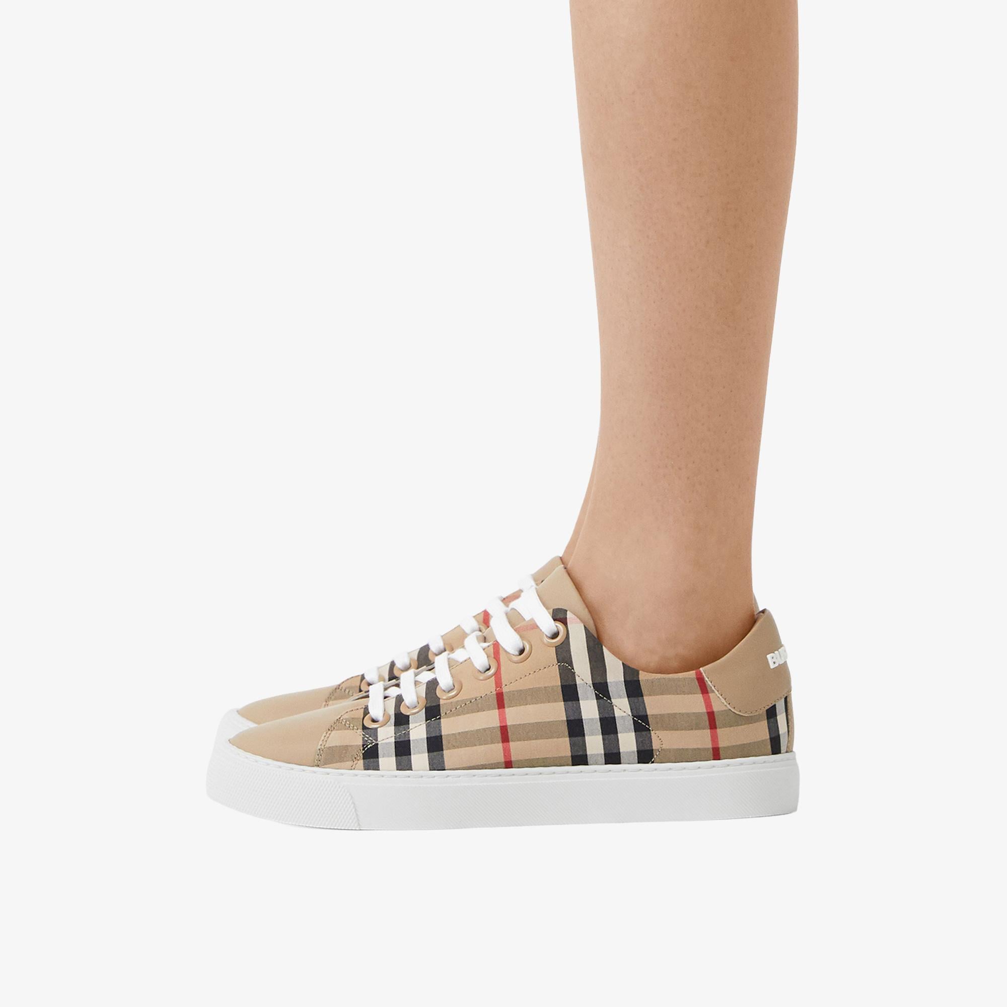 Burberry Albridge Vintage And Leather Kadın Bej Sneaker