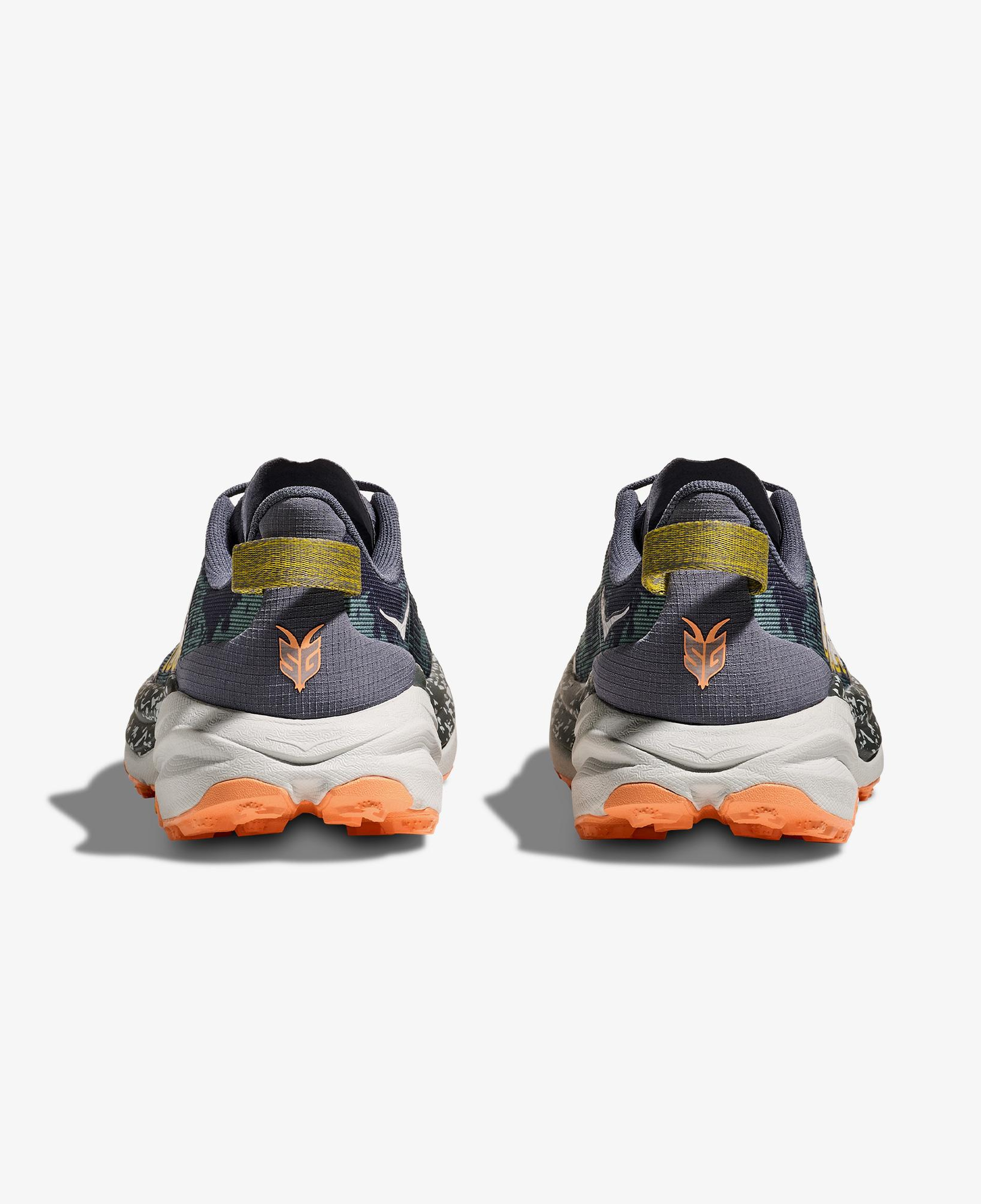 Hoka Speedgoat 6 Kadın Gri Koşu Ayakkabısı