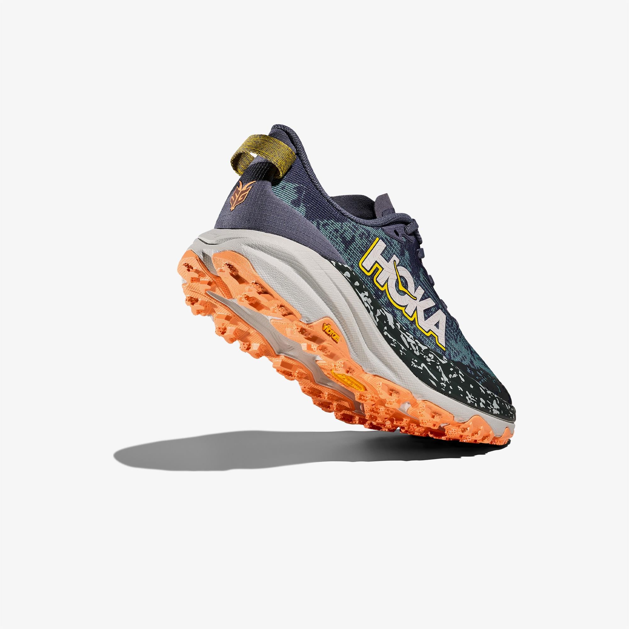 Hoka Speedgoat 6 Kadın Gri Koşu Ayakkabısı