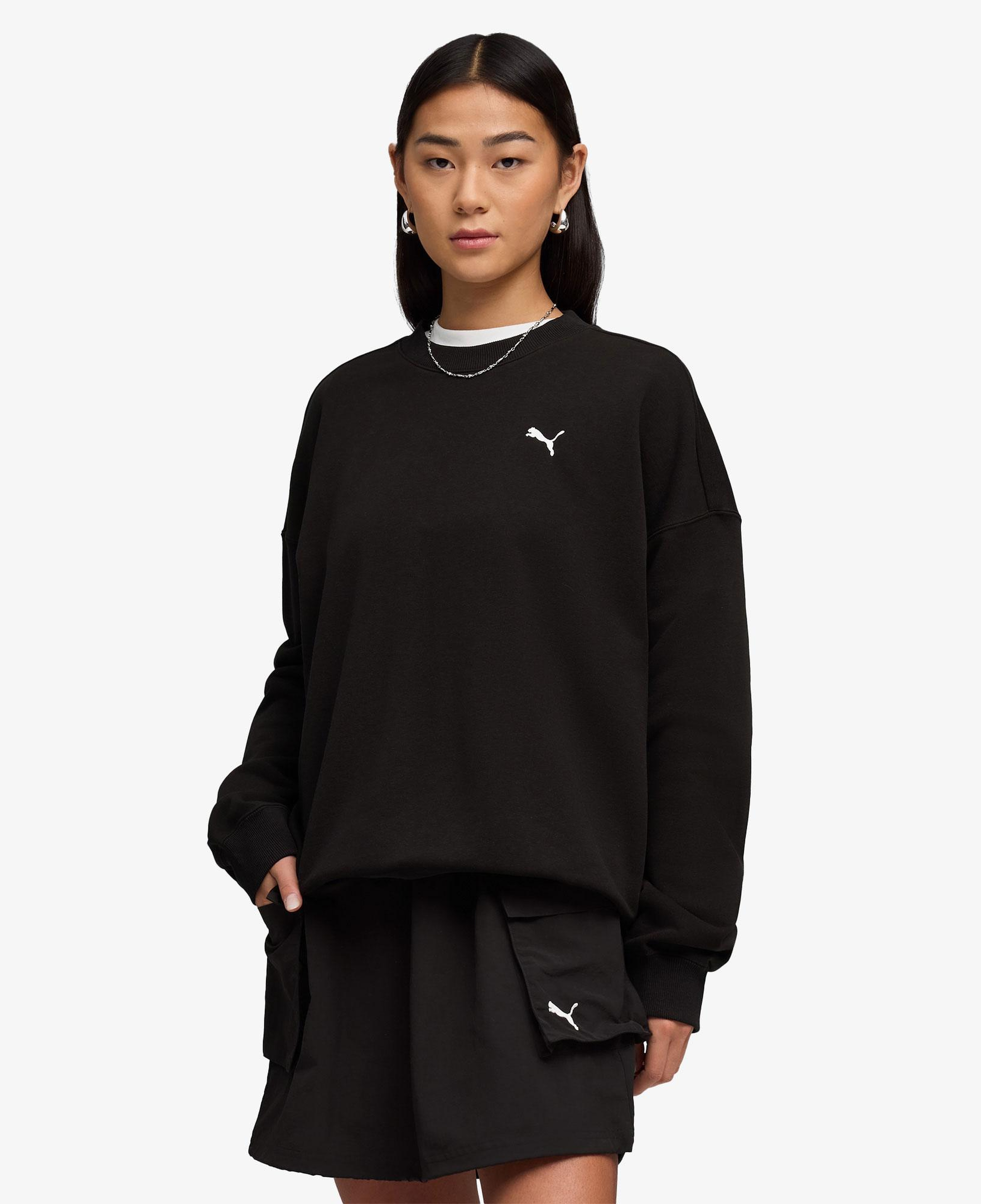 Puma Wardrobe Essentials Crew Kadın Siyah Sweatshirt