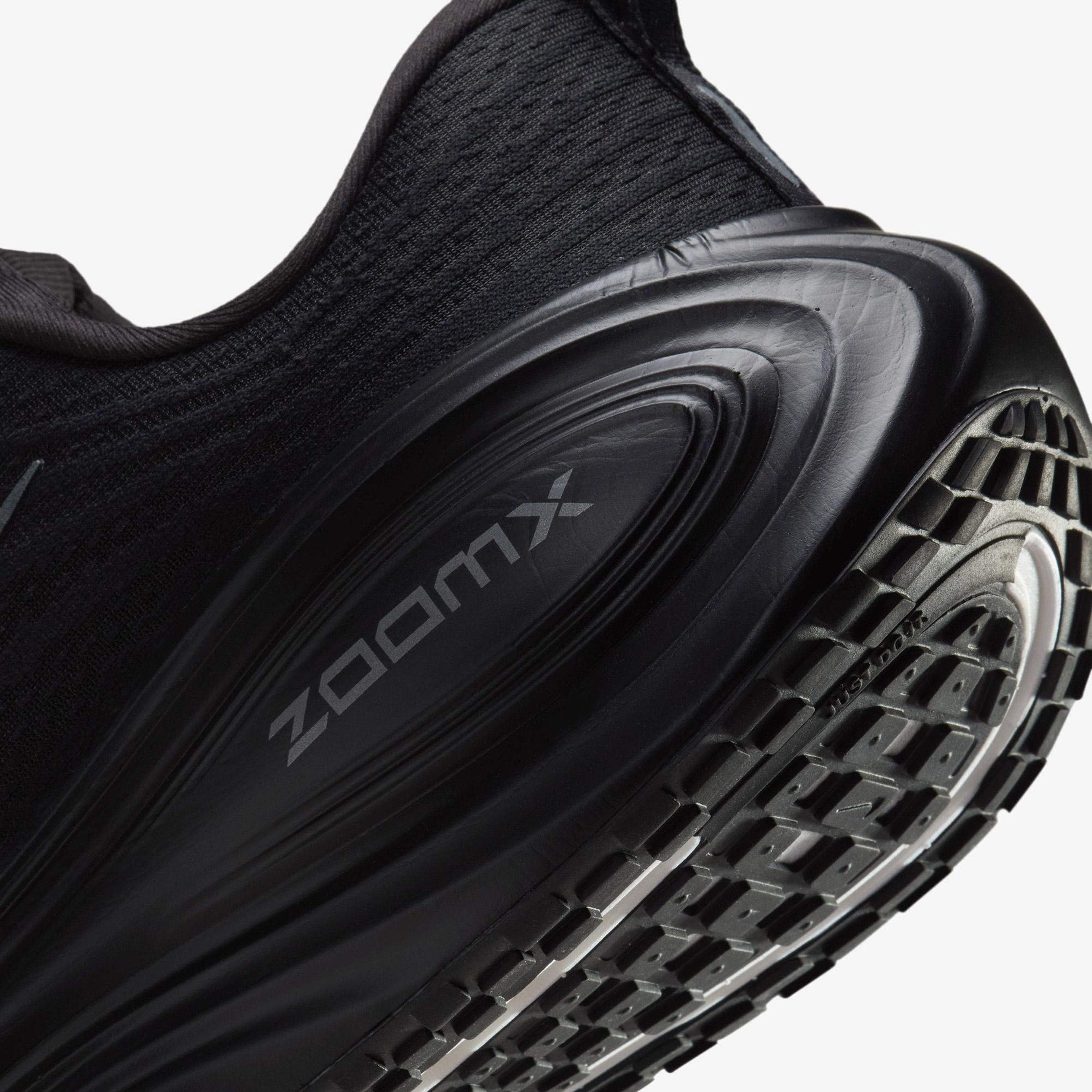 Nike Vomero Plus Erkek Siyah Koşu Ayakkabısı