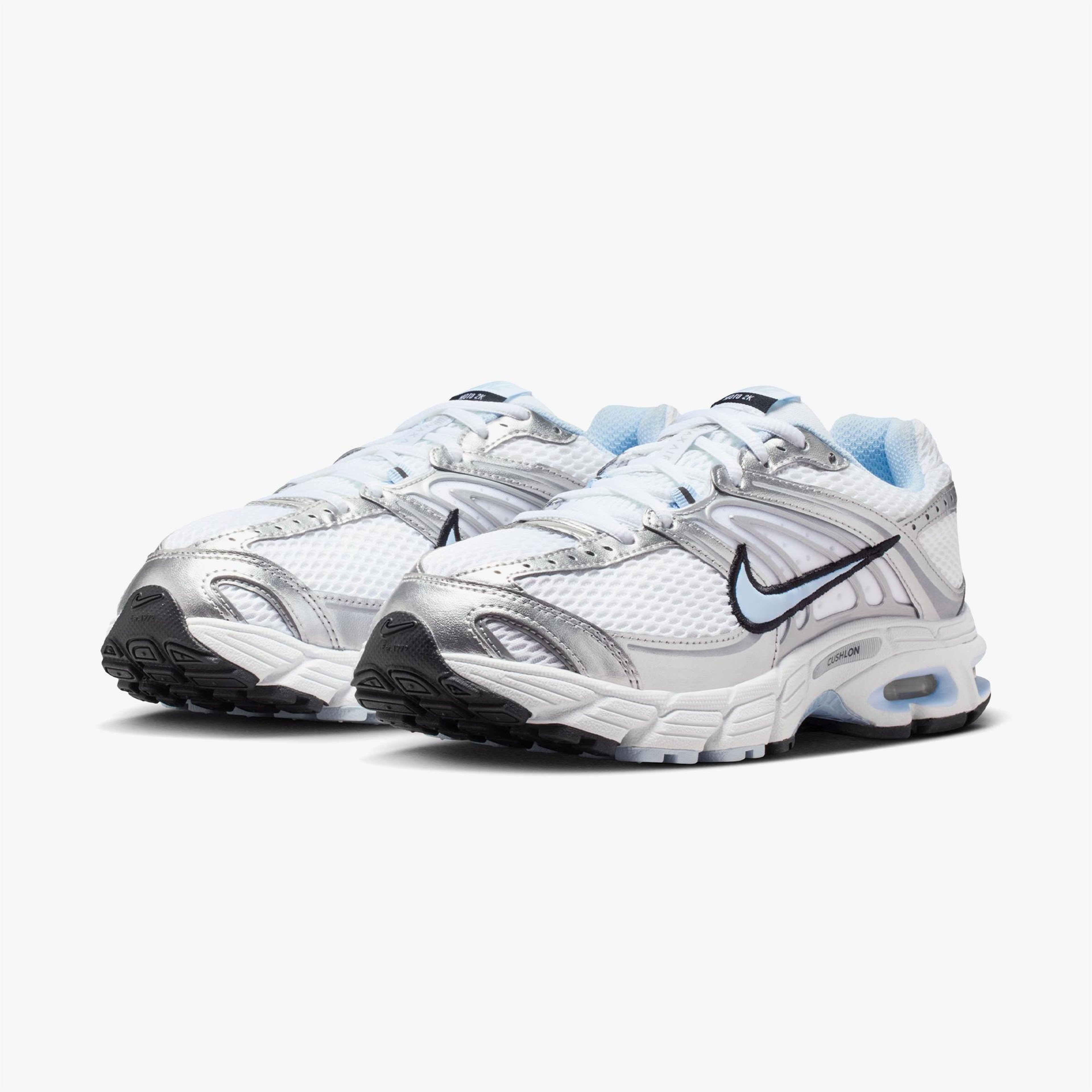 Nike Air Max Moto 2K Kadın Beyaz Spor Ayakkabı