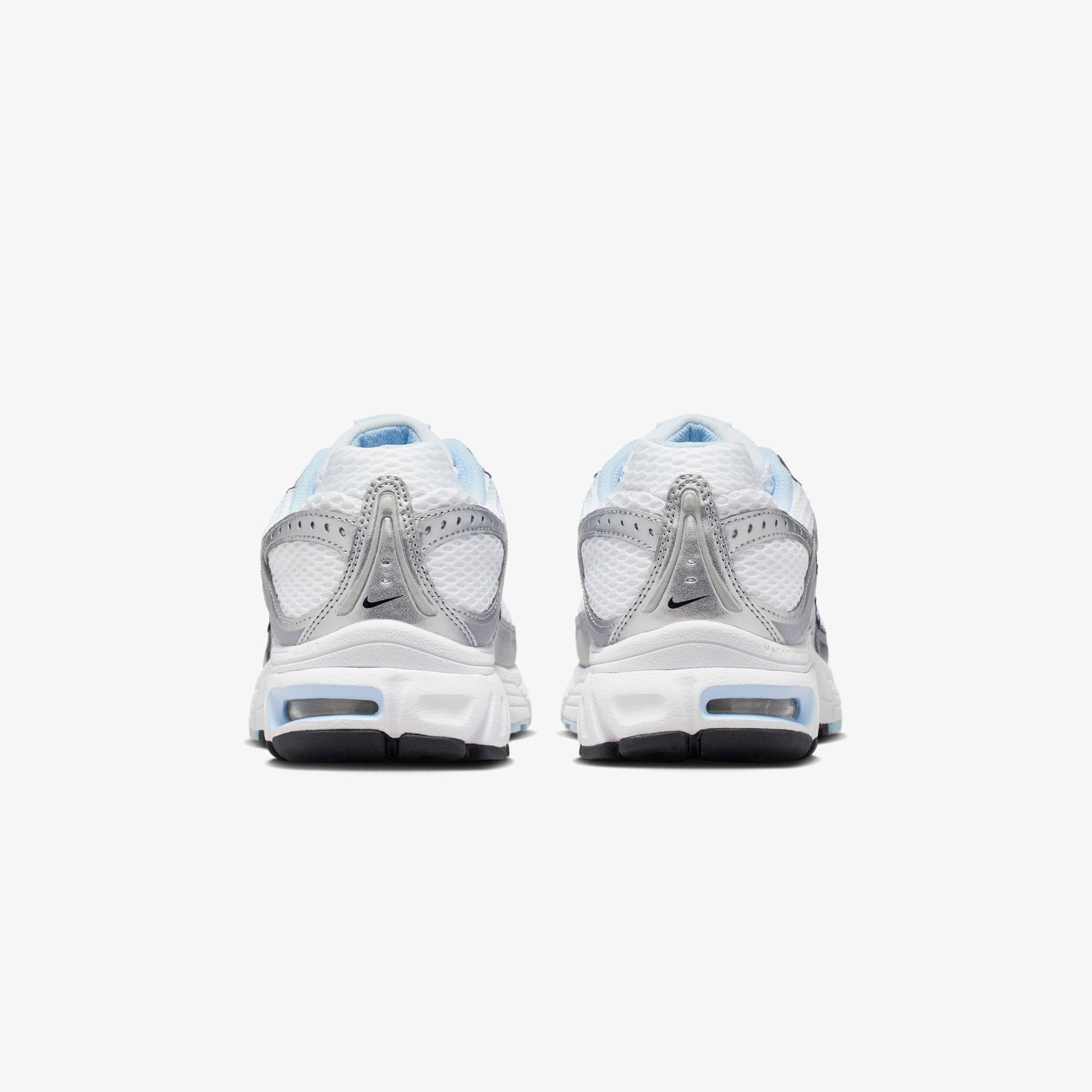 Nike Air Max Moto 2K Kadın Beyaz Spor Ayakkabı