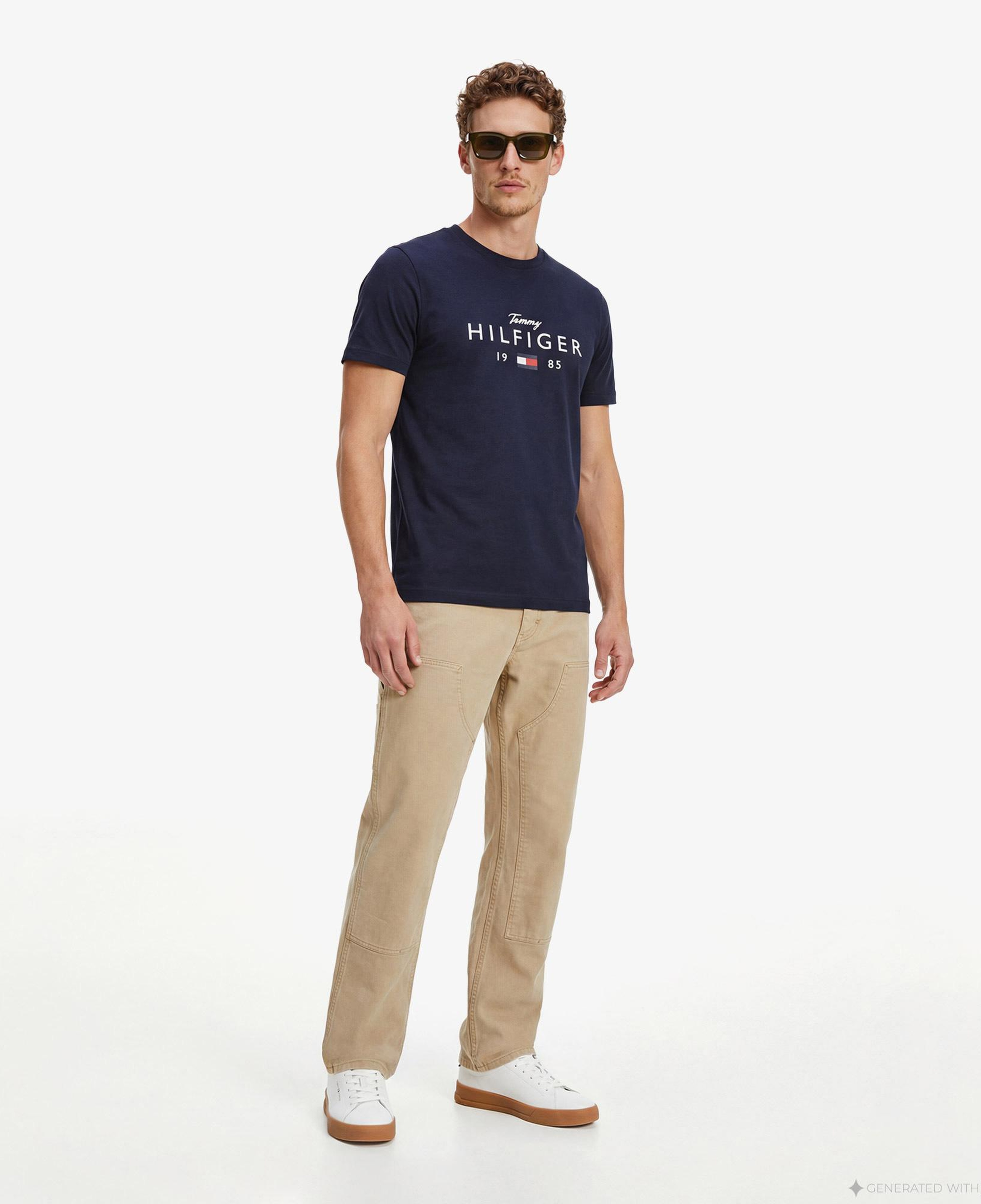 Tommy Hilfiger Brand Love Graphic Erkek Lacivert T-Shirt
