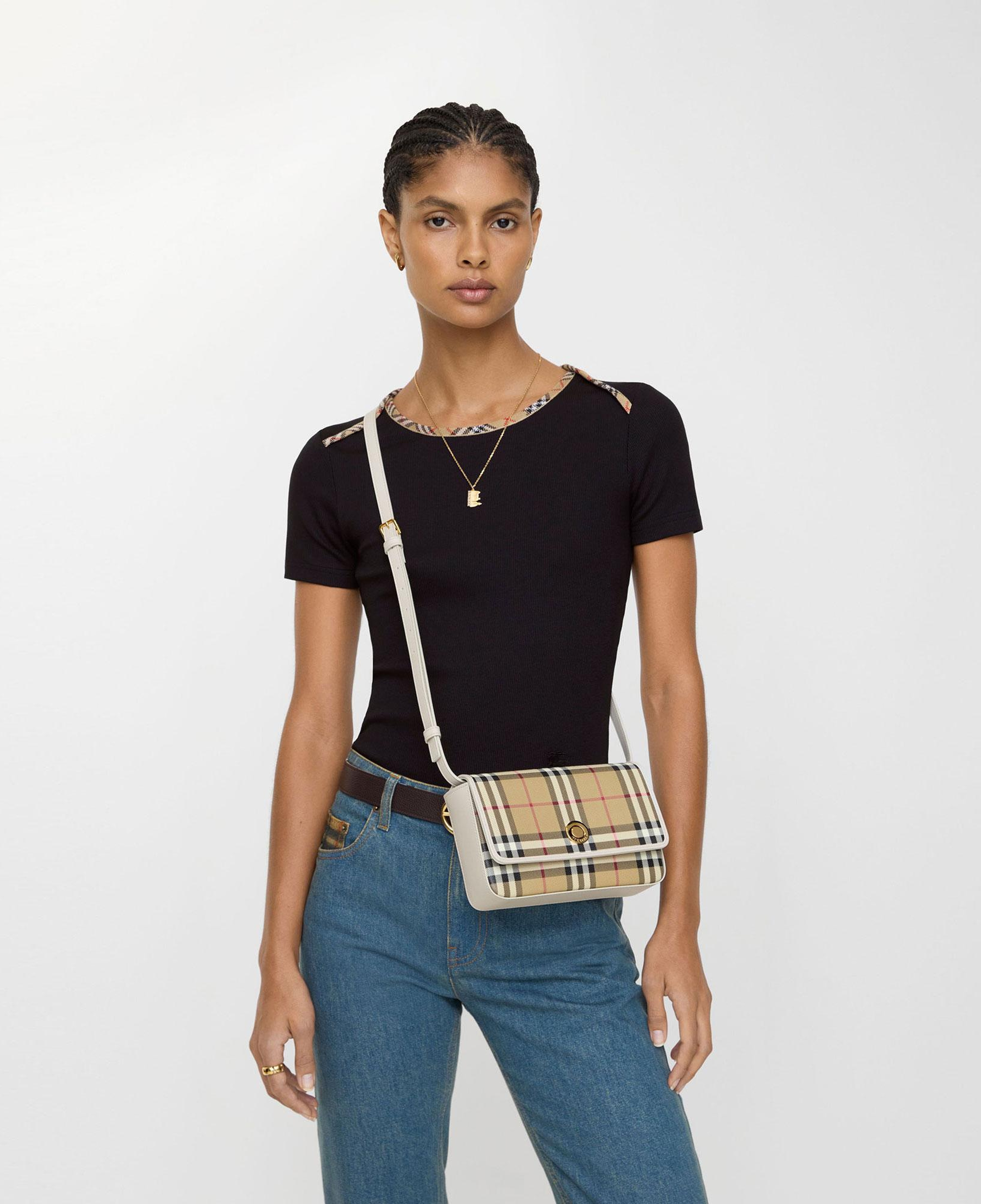 Burberry Hampshire Kadın Bej El Çantası