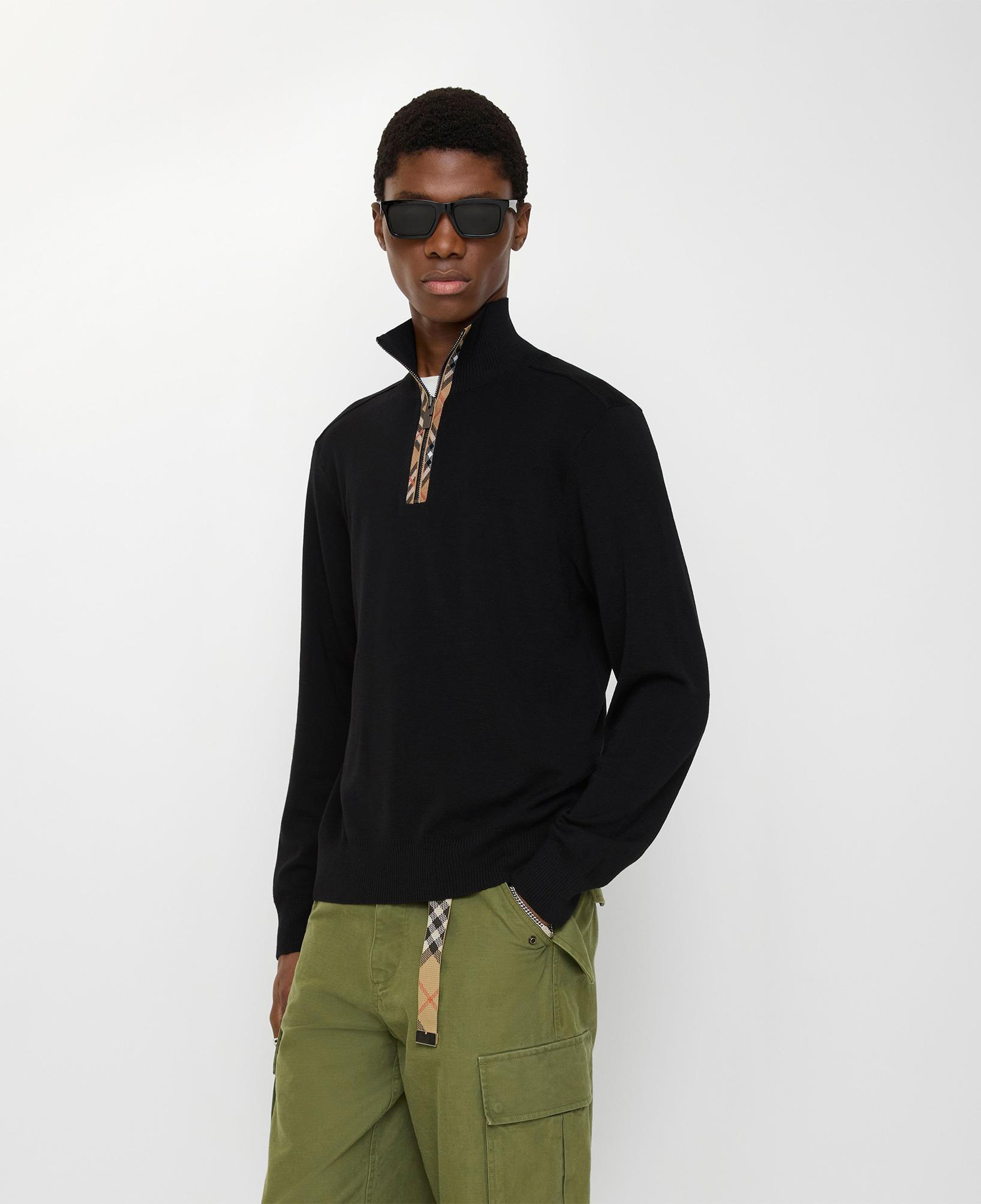 Burberry Check Trim Wool Half-Zip Erkek Siyah Trıko
