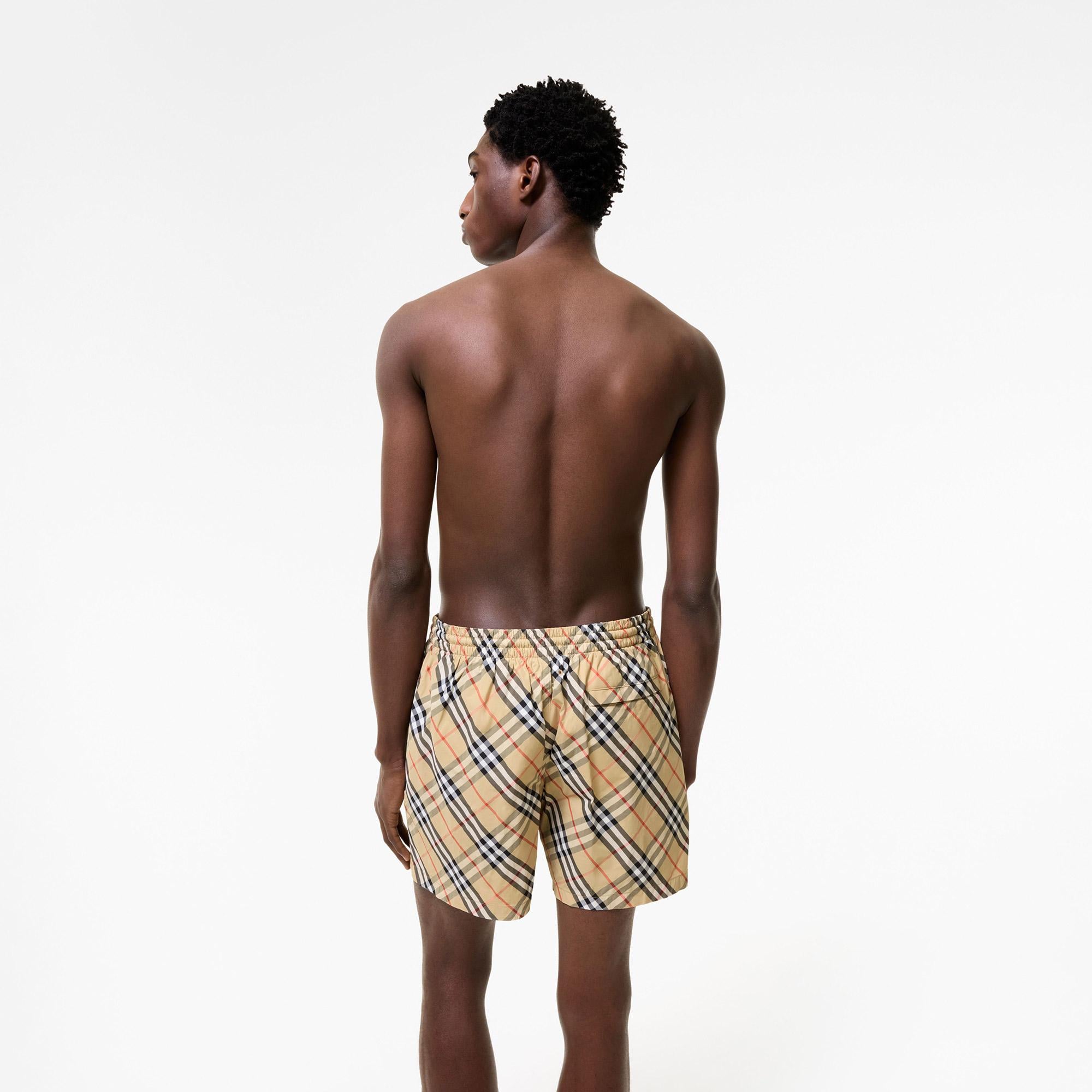 Burberry Erkek Bej Deniz Şortu