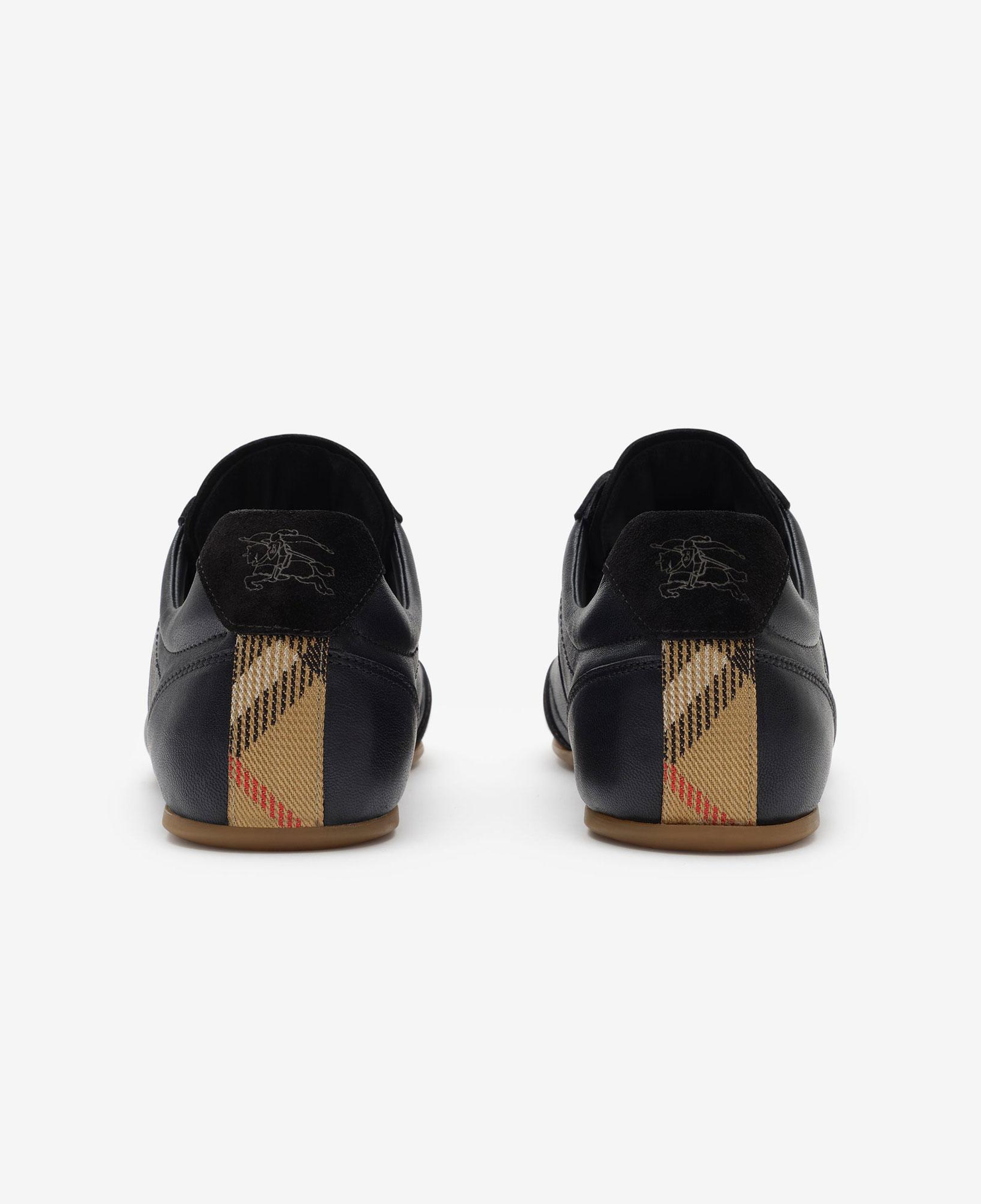 Burberry Leather Knight Runner Kadın Siyah Sneaker