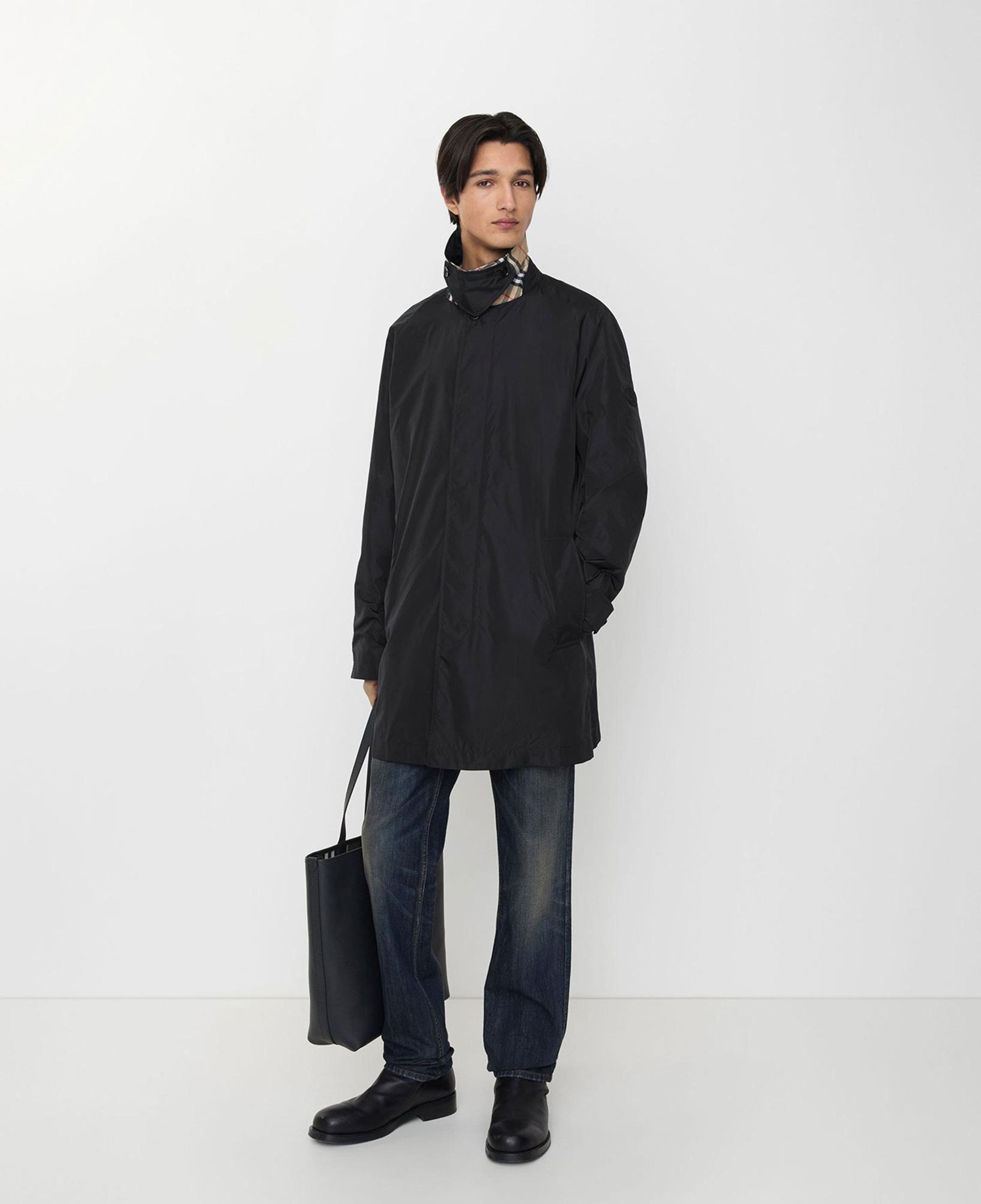 Burberry Nylon Ridgewood Car Erkek Siyah Pardesü