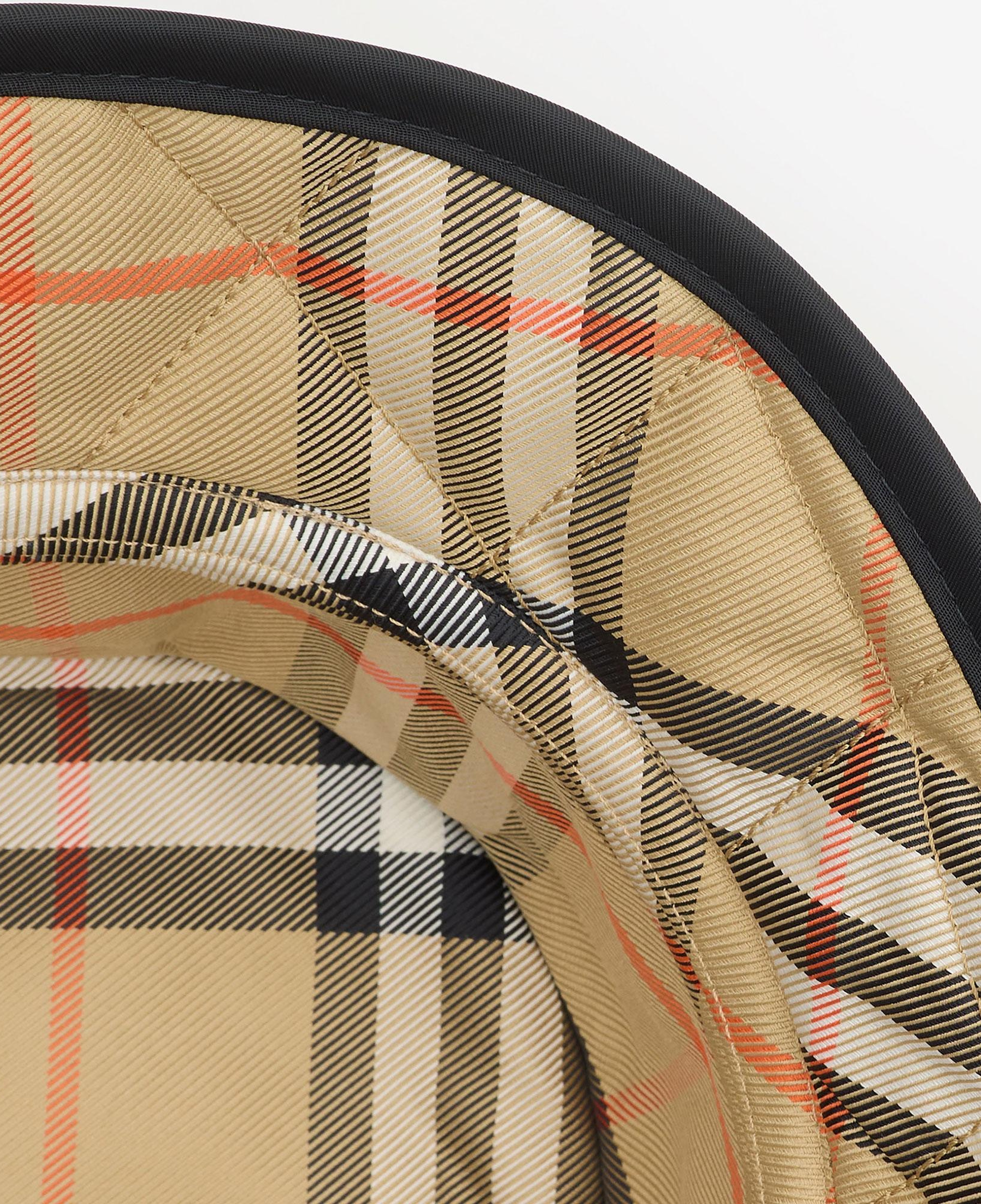 Burberry Quilted Horseshoe Bucket Erkek Siyah Şapka