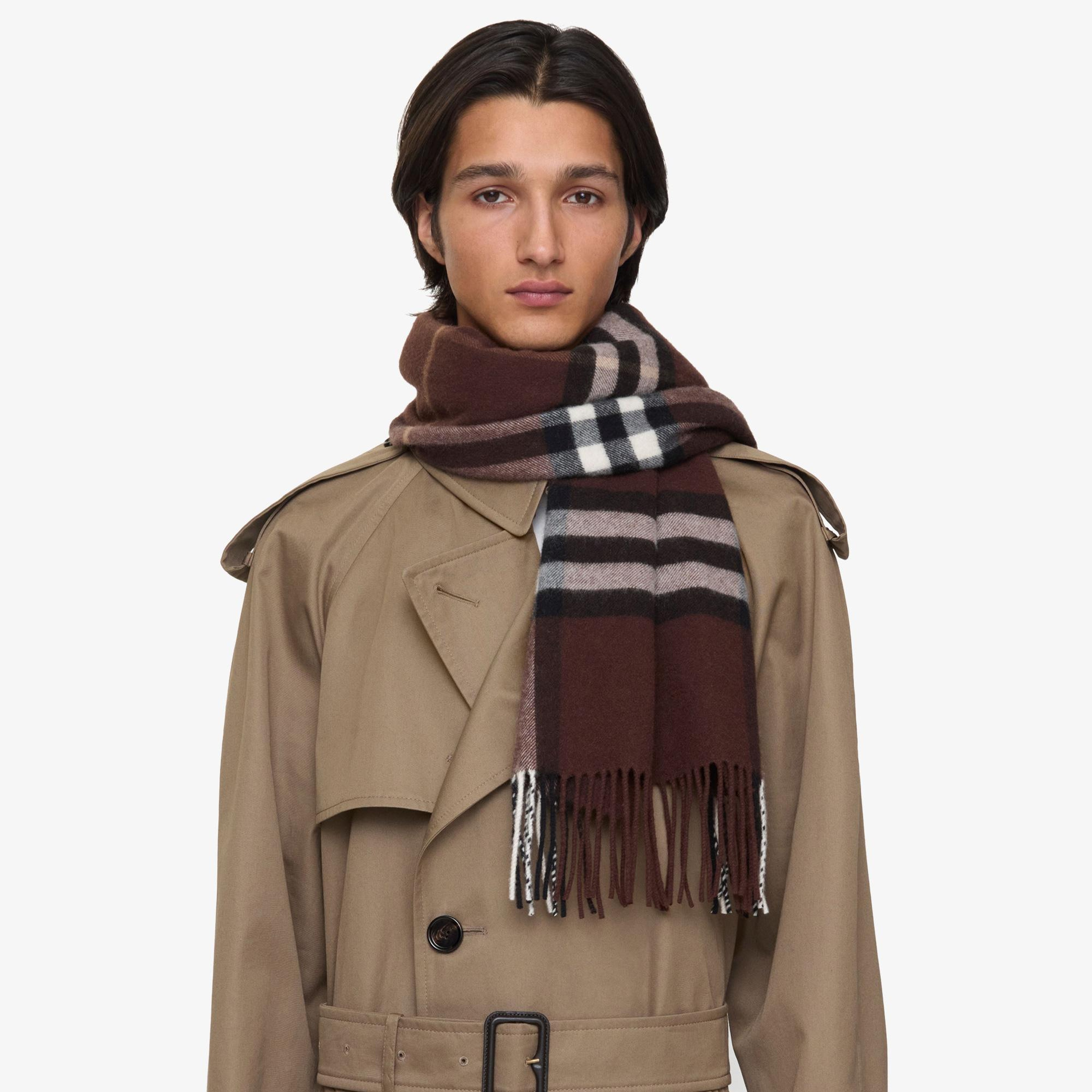 Burberry Washed Giant Kadın Kahverengi Atkı
