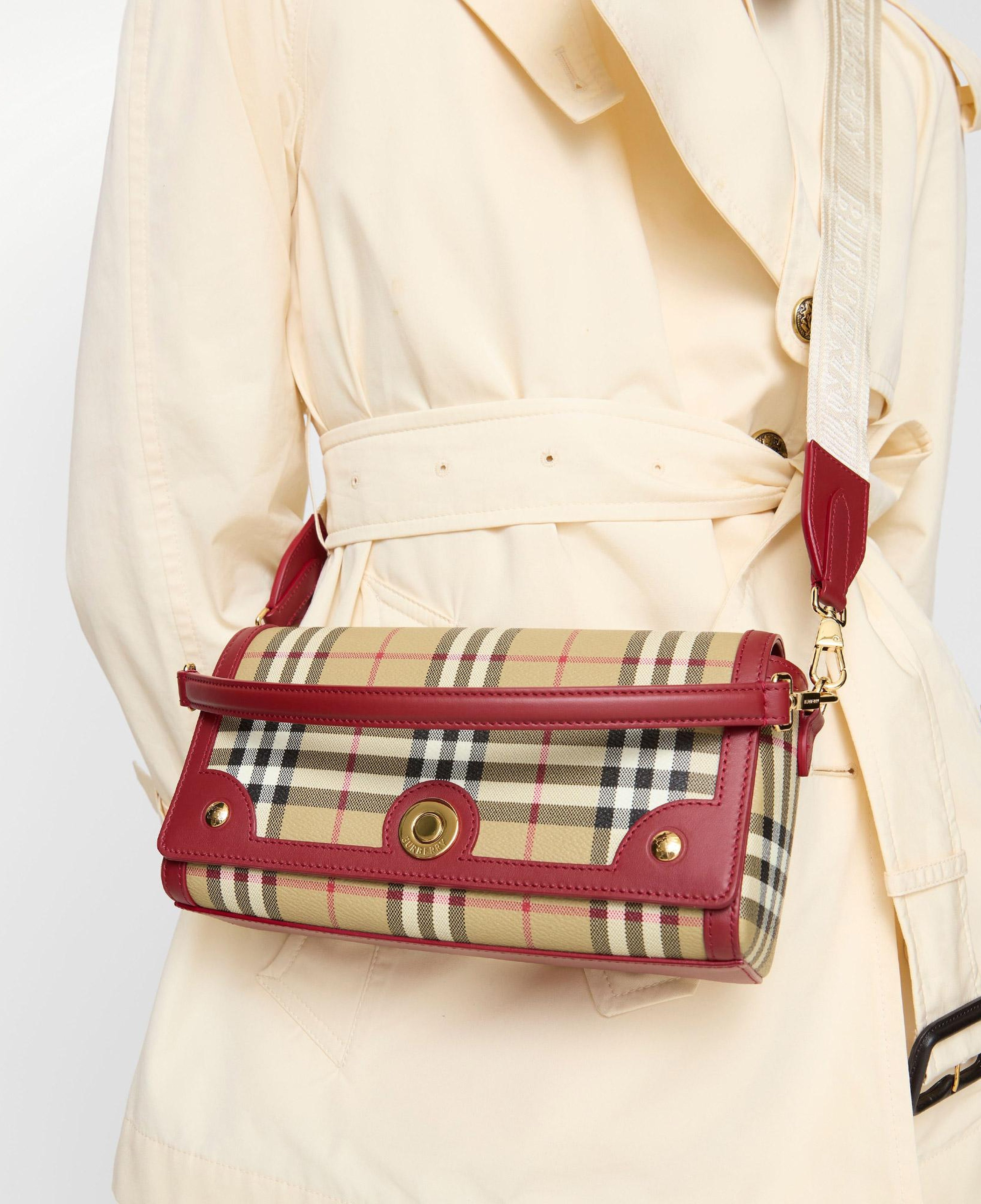 Burberry Note Kadın Bej El Çantası