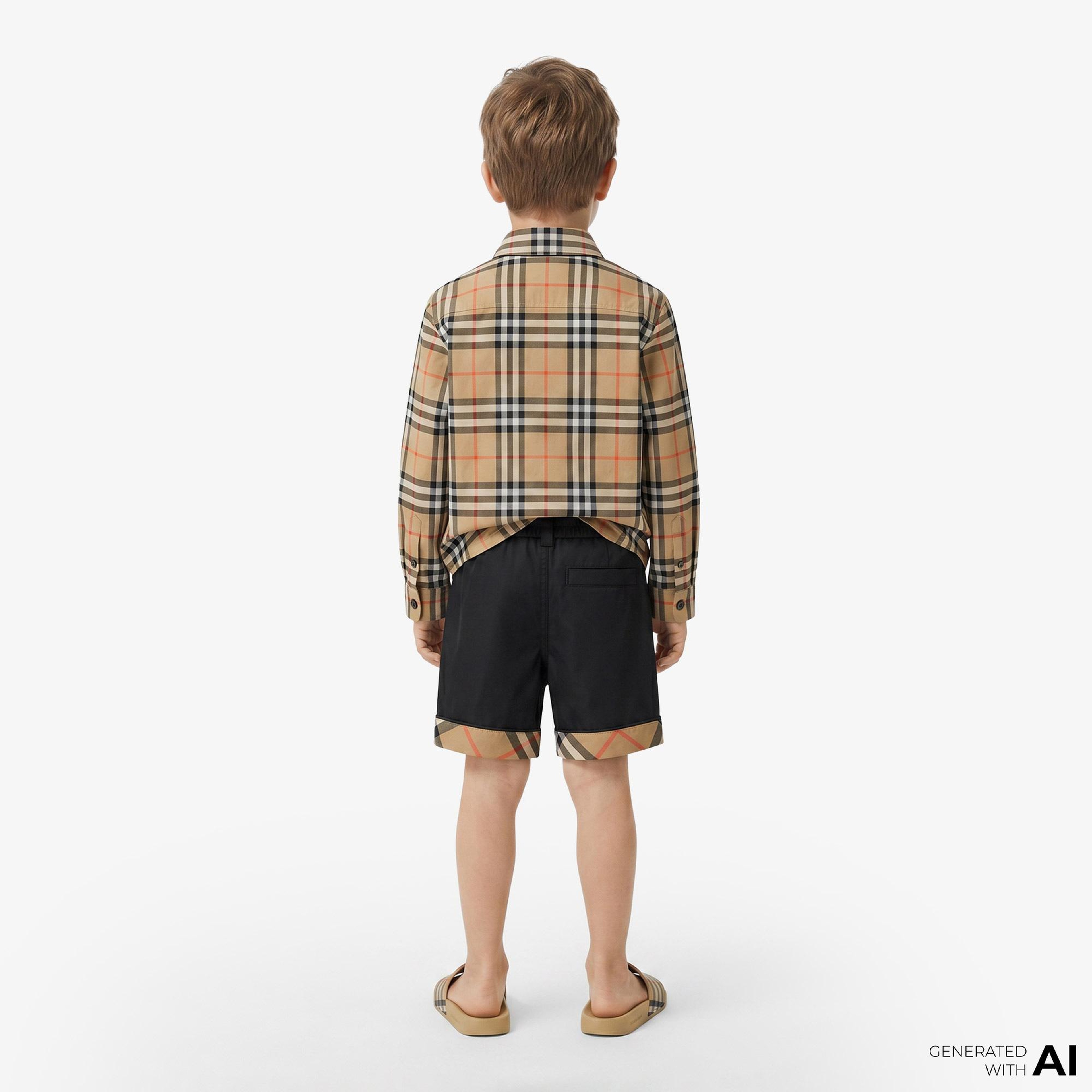 Burberry Oscar Check Çocuk Siyah Şort