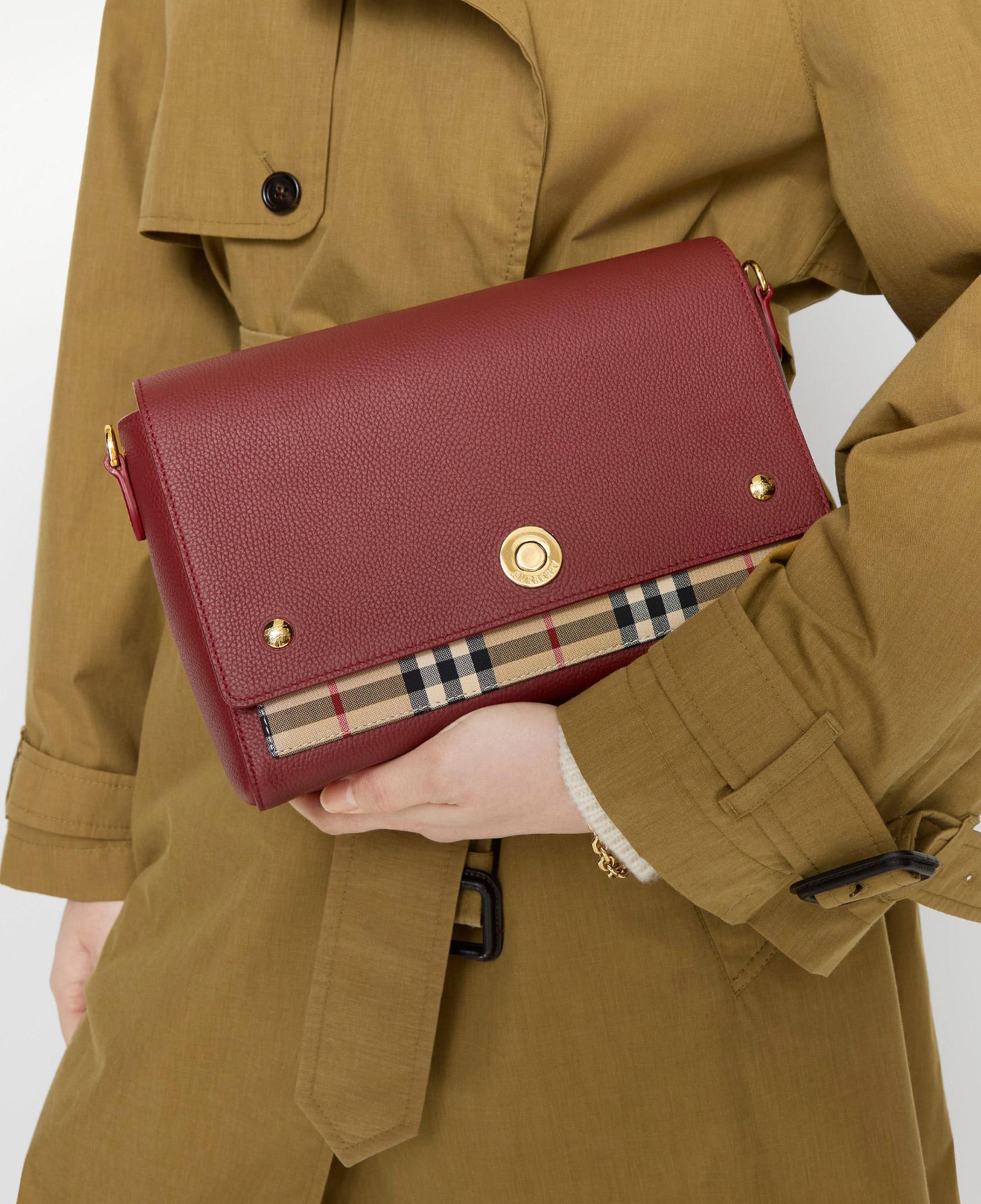 Burberry Note Kadın Bordo Omuz Çantası