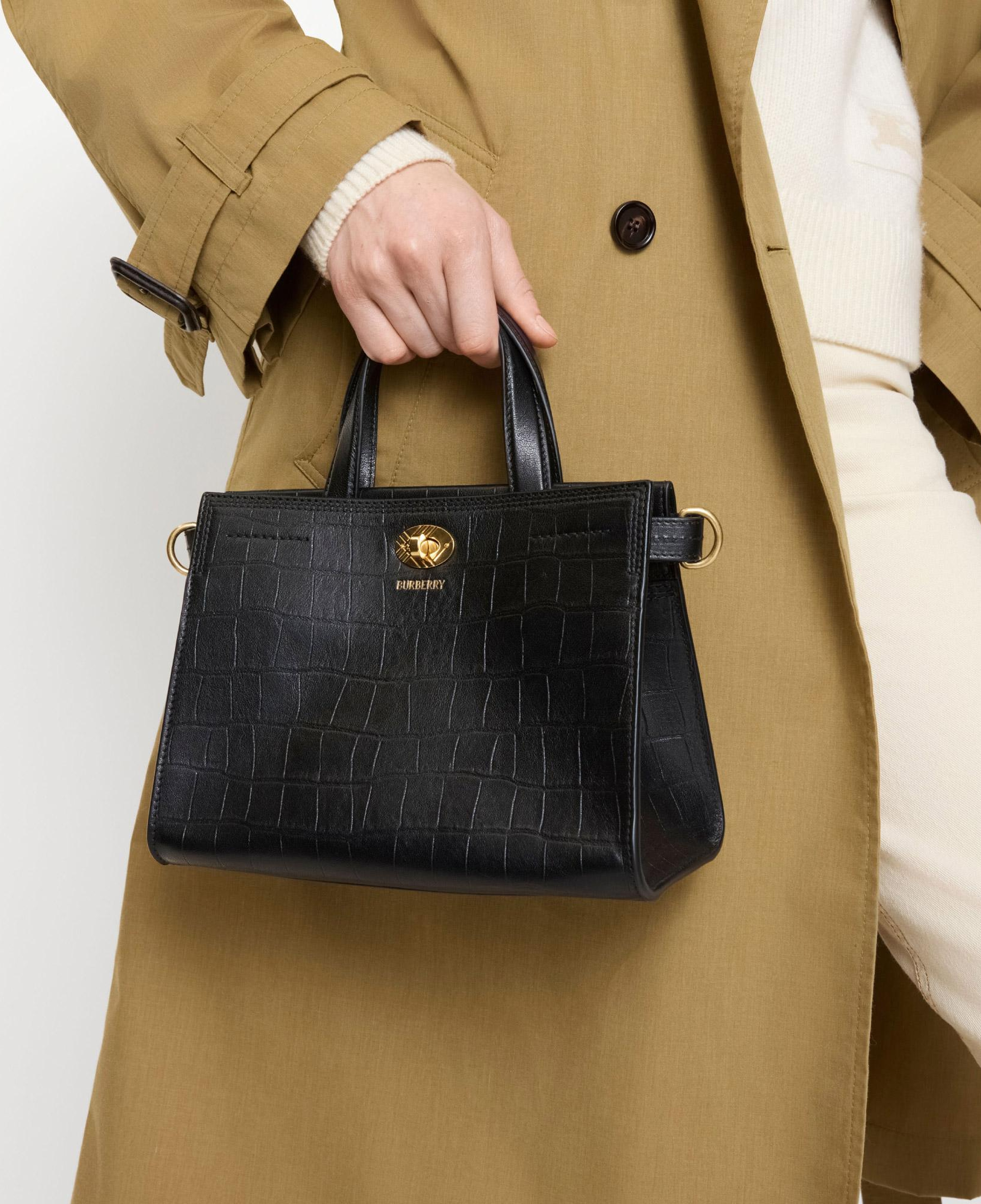 Burberry Tote Kadın Siyah El Çantası